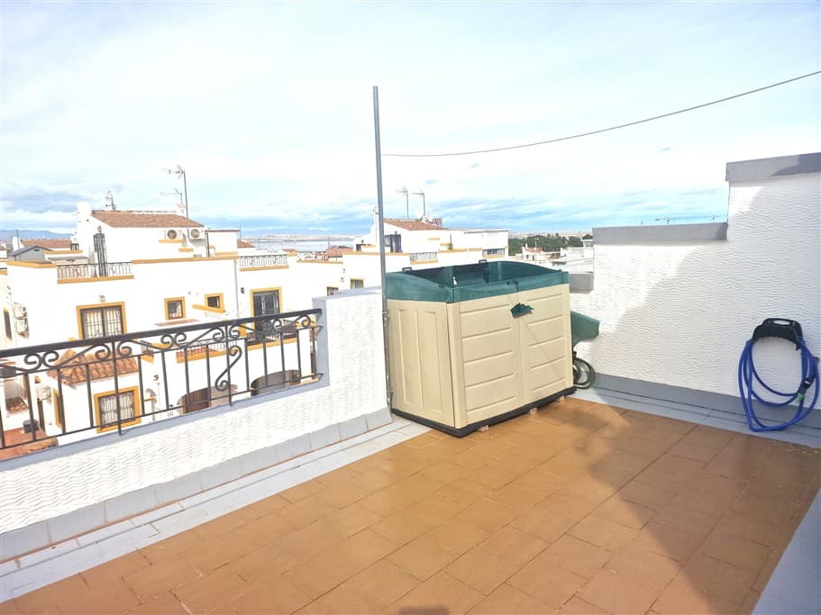 Town House In Los Altos Torrevieja - Image 8