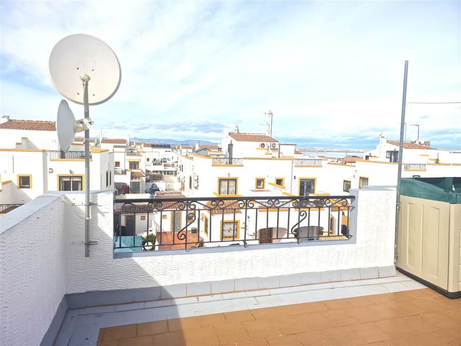 Town House In Los Altos Torrevieja - Image 5