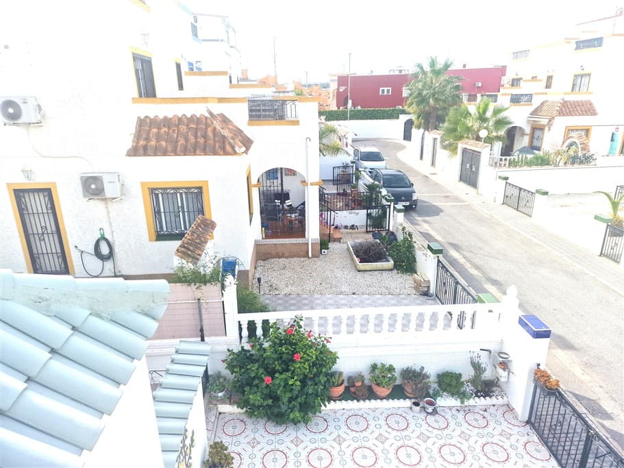 Town House In Los Altos Torrevieja - Image 3