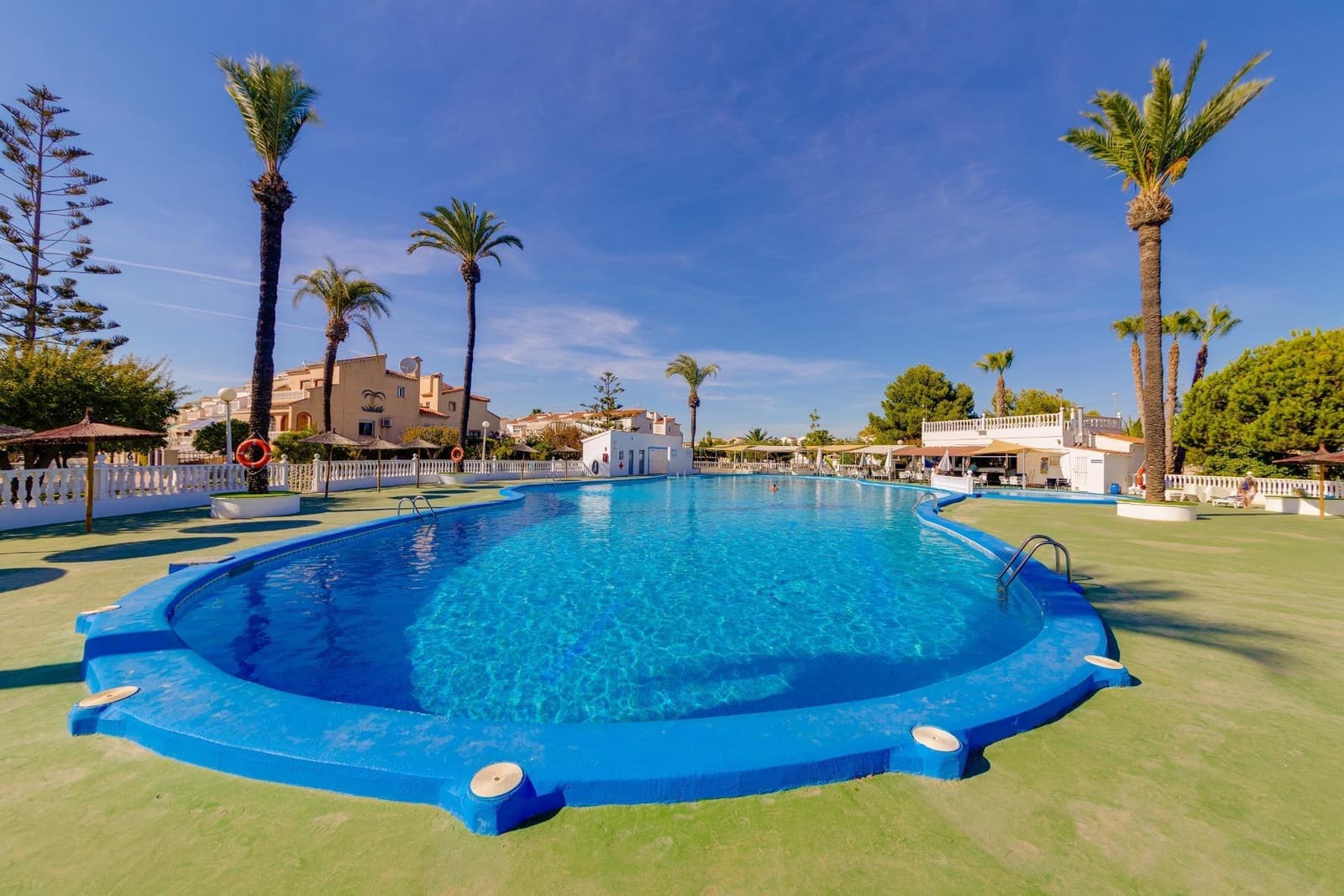 Town House In Torrevieja - Image 2