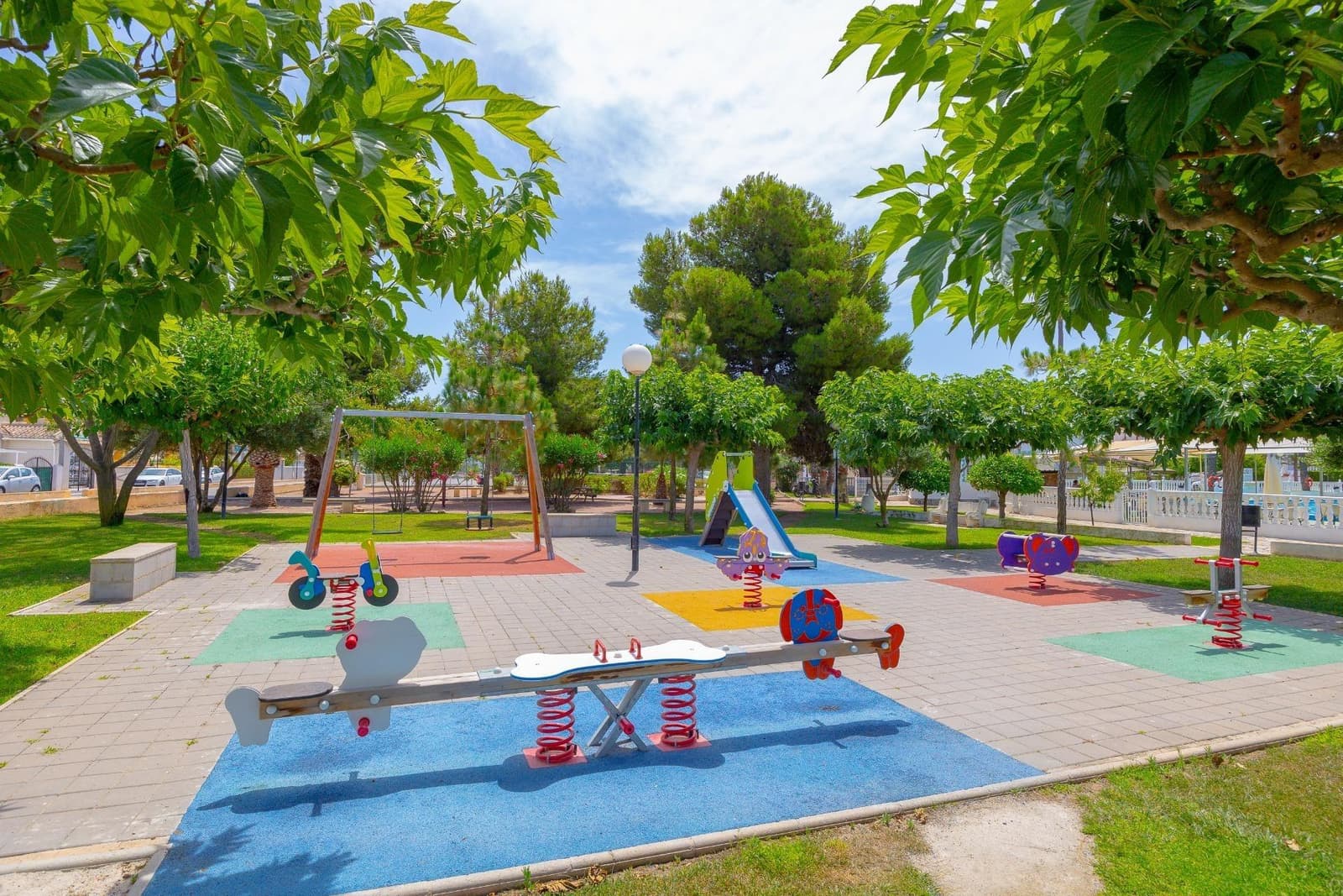 Town House In Torrevieja - Image 9