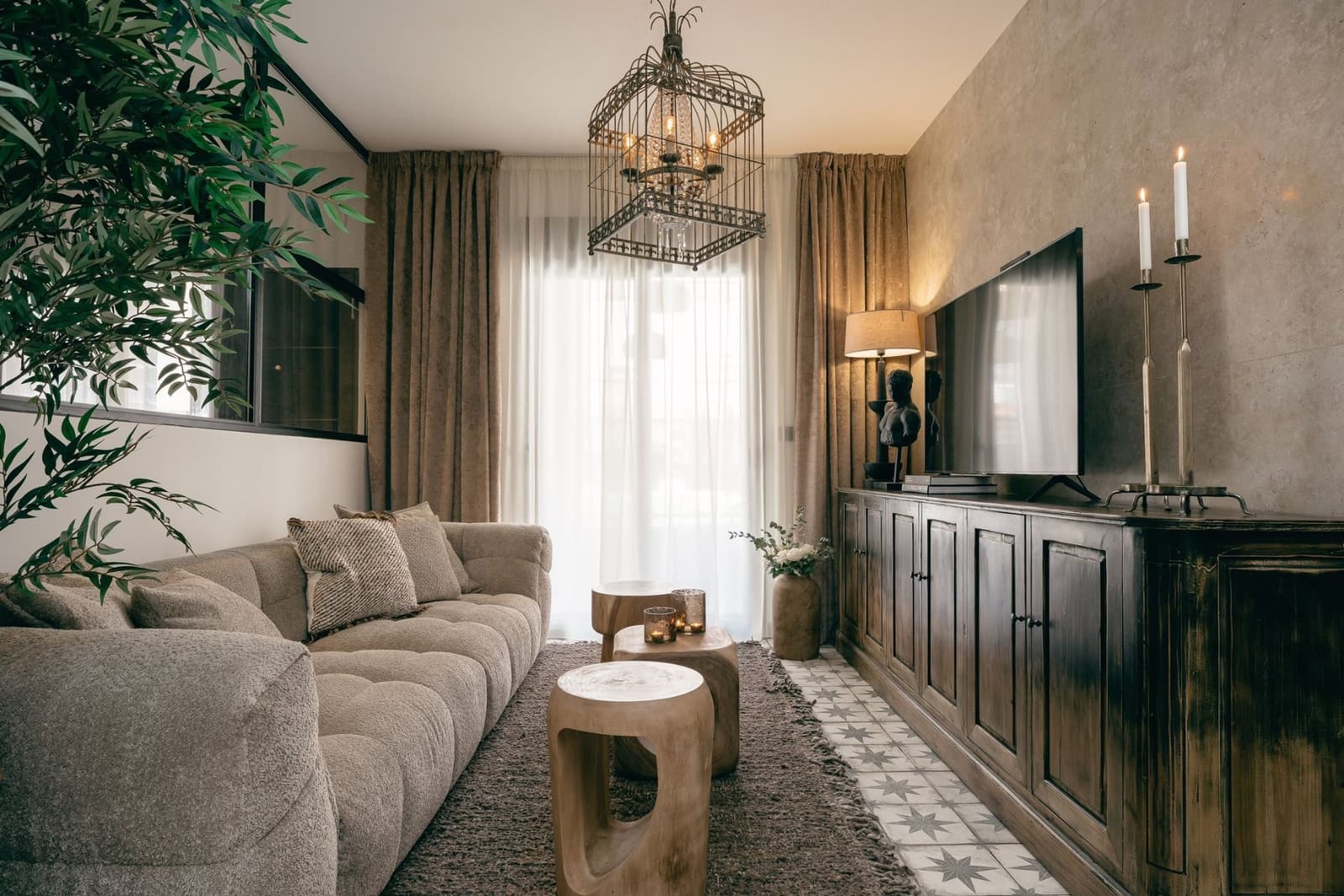 Apartment In Torrevieja - Image 2