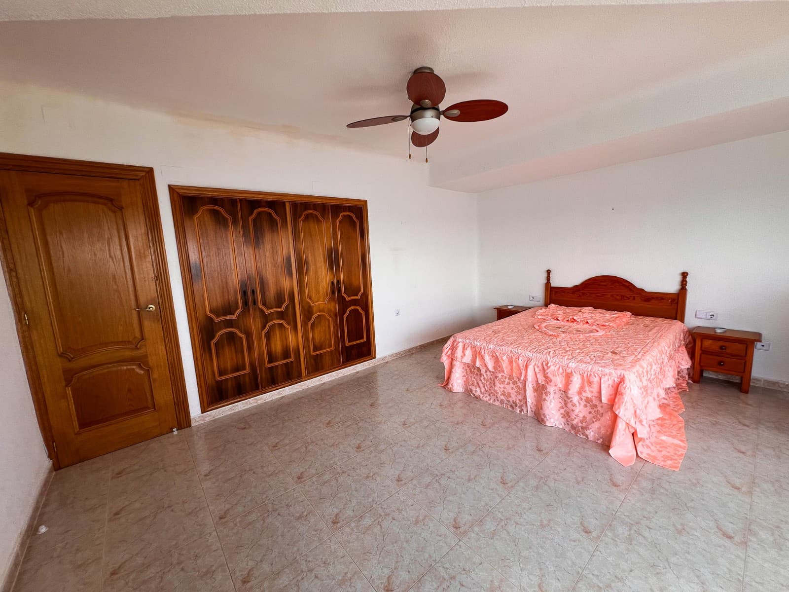 Apartment In Torrevieja - Image 9