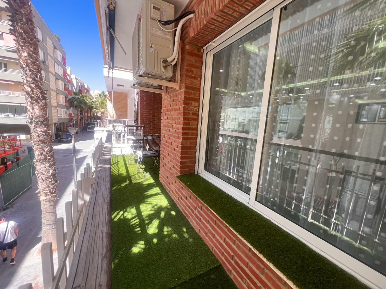 Apartment In Torrevieja - Image 9