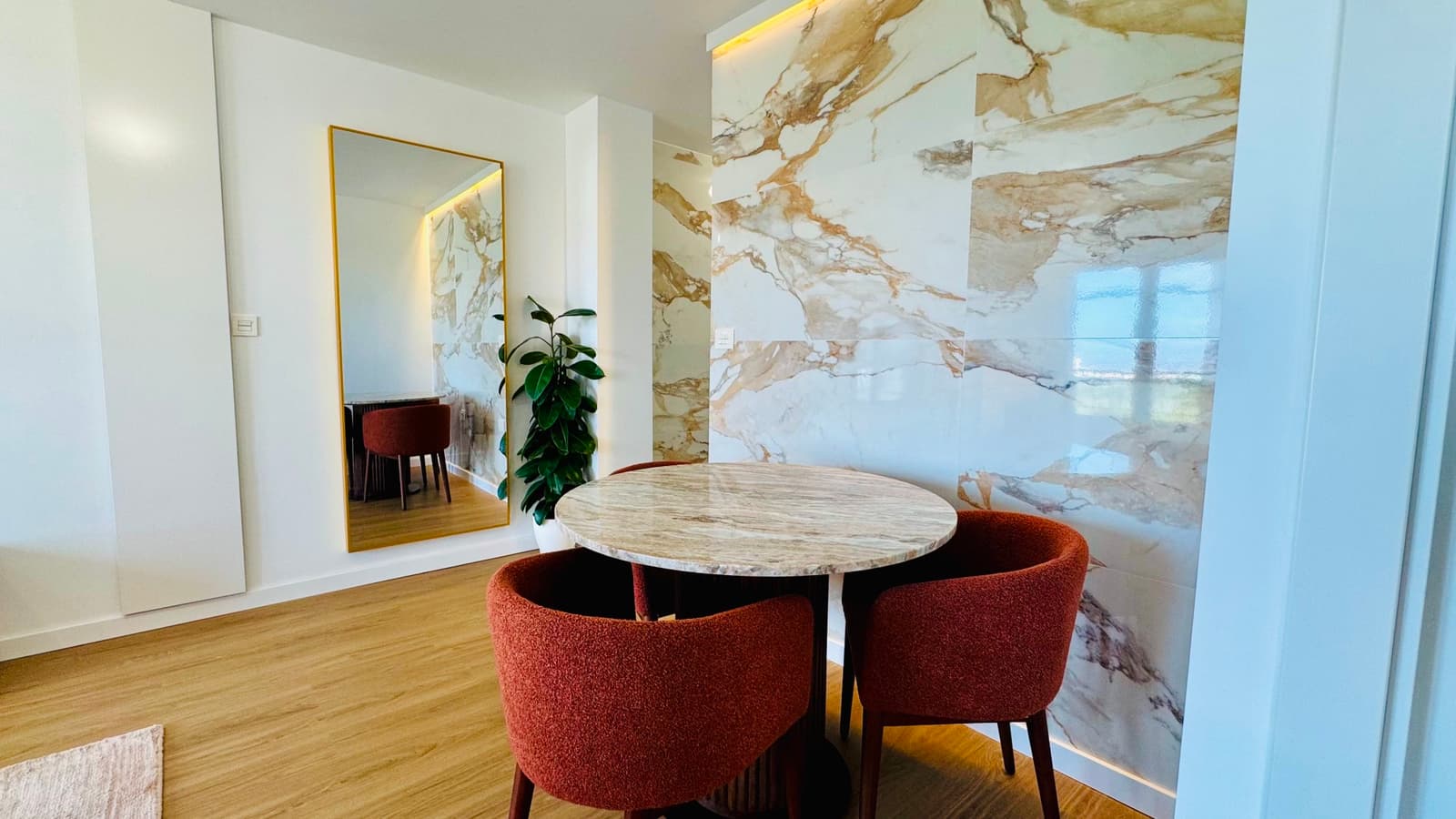 Penthouse In Torrevieja - Image 9