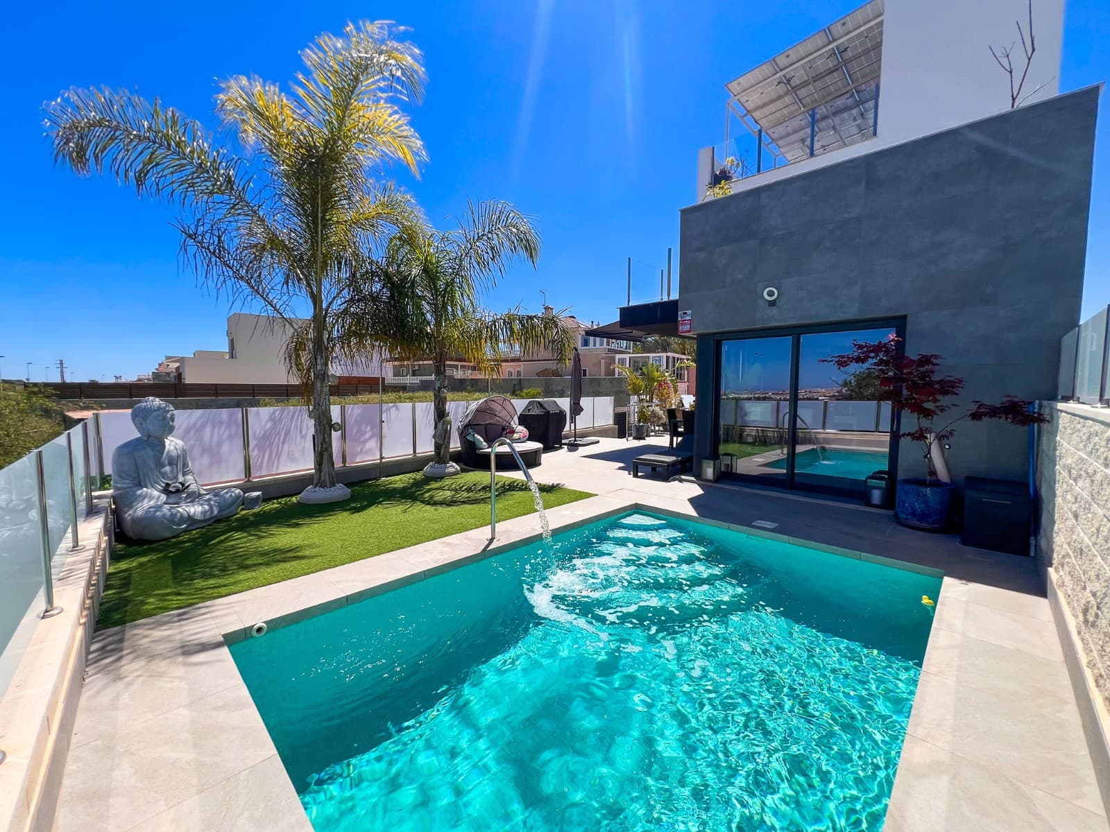 Independent Villa In Torrevieja - Image 2