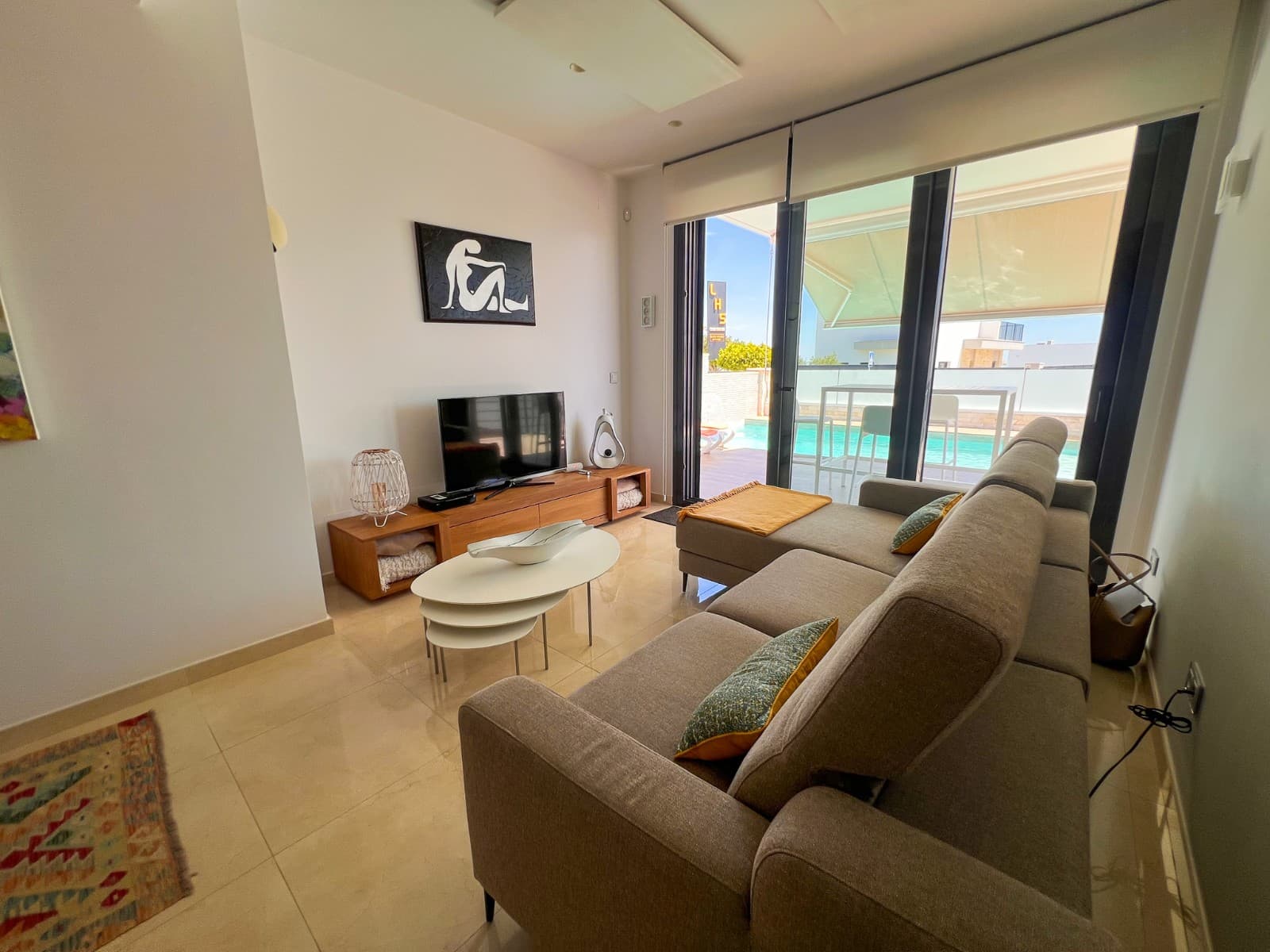 Independent Villa In San Miguel De Salinas - Image 5