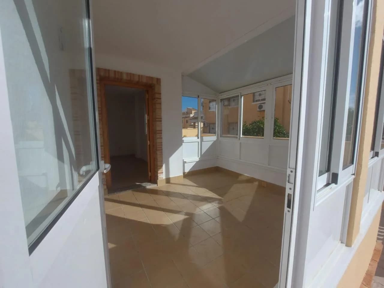 Precioso Bungalow Reformado Con Piscina Privada, Solárium Y Urbanización Con Piscinas En Ciudad Quesada - Image 5