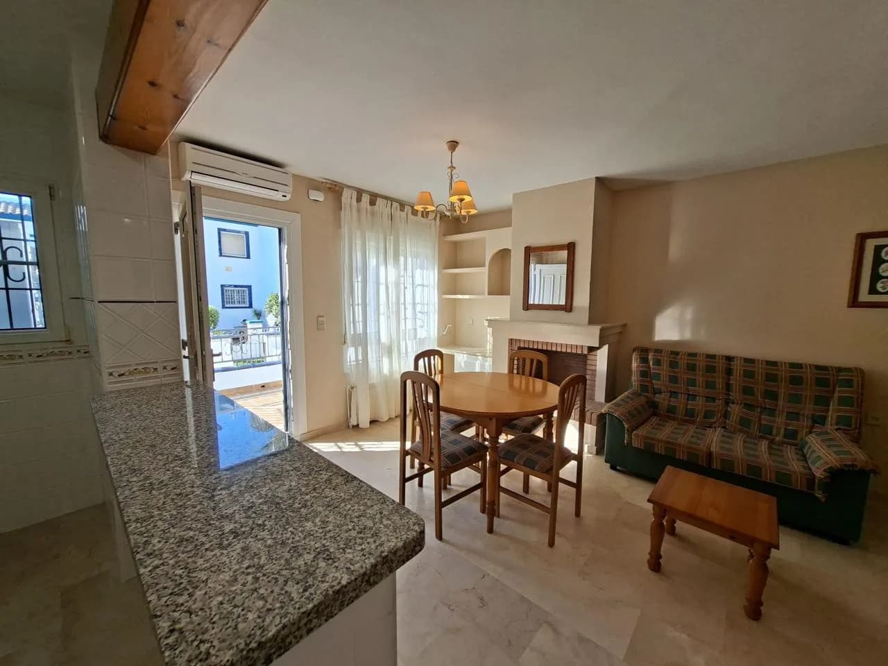 Precioso Bungalow Adosado Reformado Con Solárium, Jardín Y Piscinas En Los Dolses, Orihuela Costa - Image 7