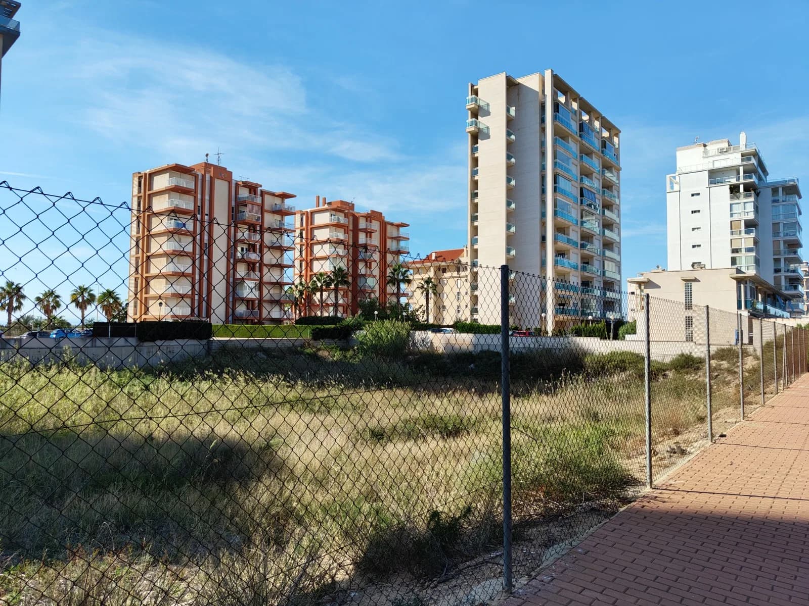 Plot de 1 dormitorios en venta en Guardamar del Segura, Alicante - Image 2