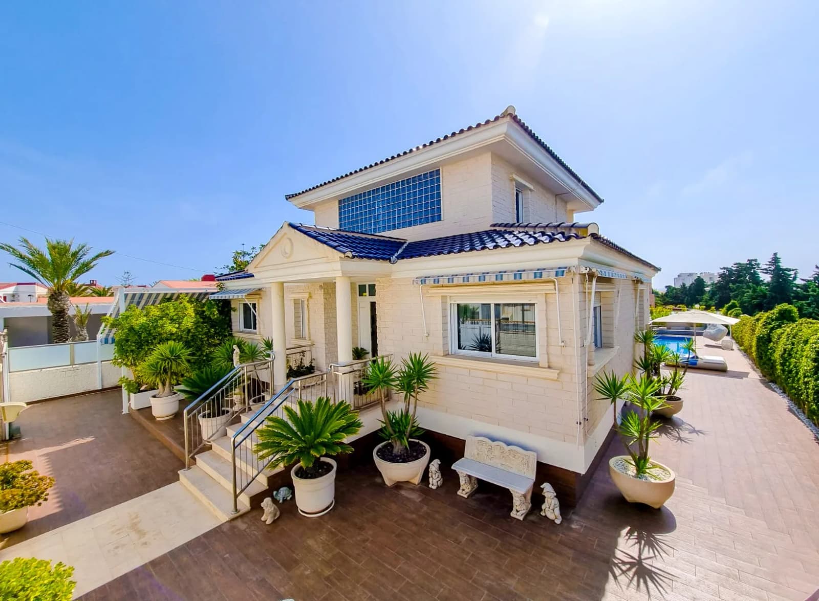 Independent Villa In Torrevieja