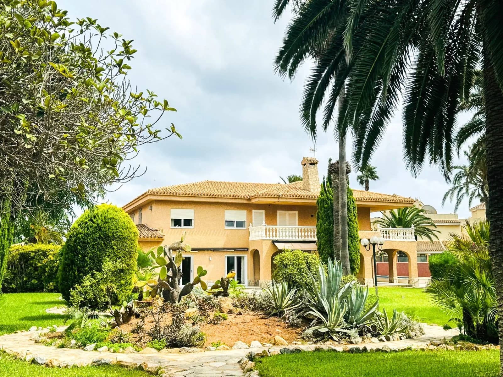 Independent Villa In Cartagena - Image 4