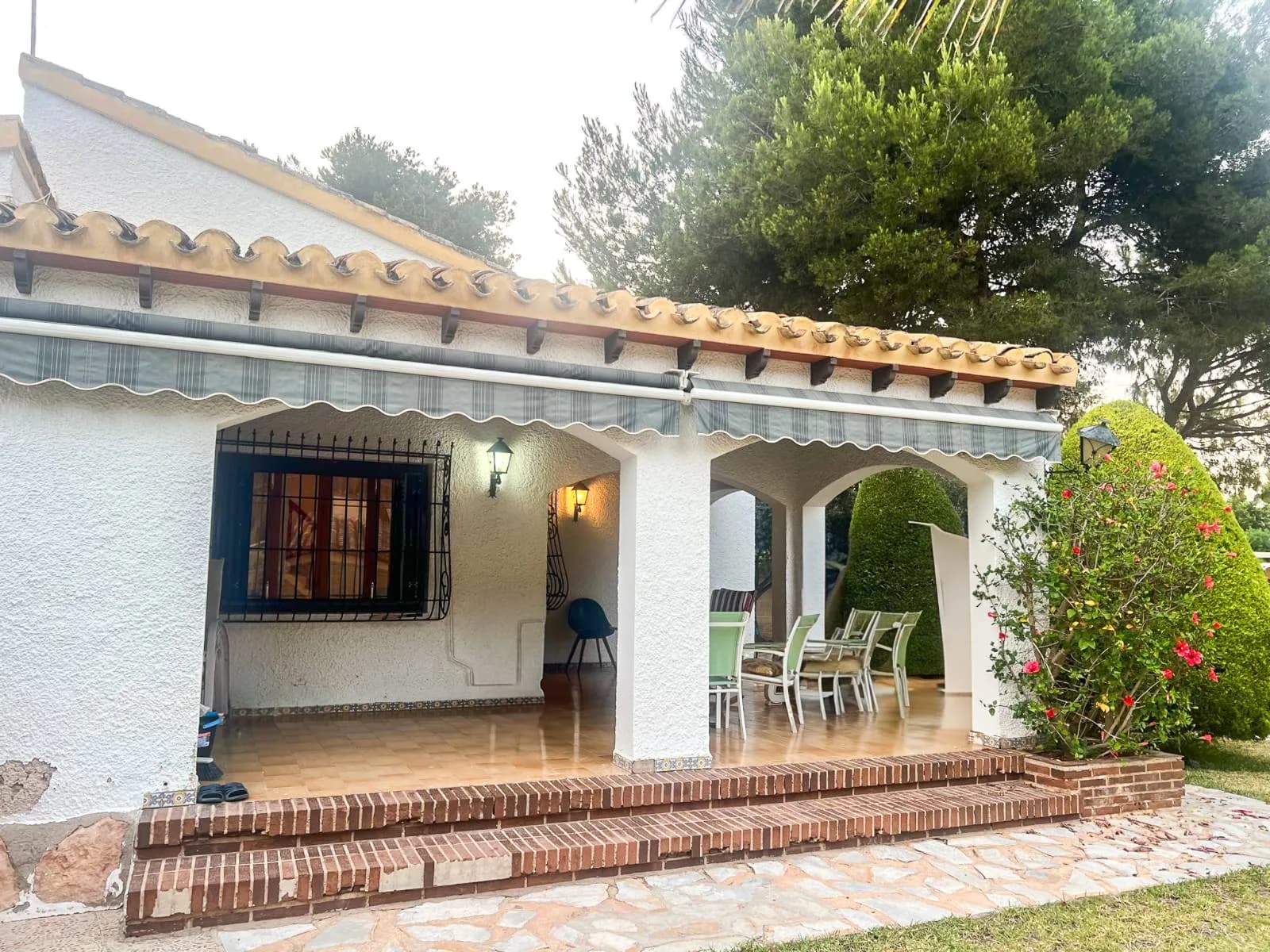 Semi-detached Villa In Orihuela Costa - Image 2