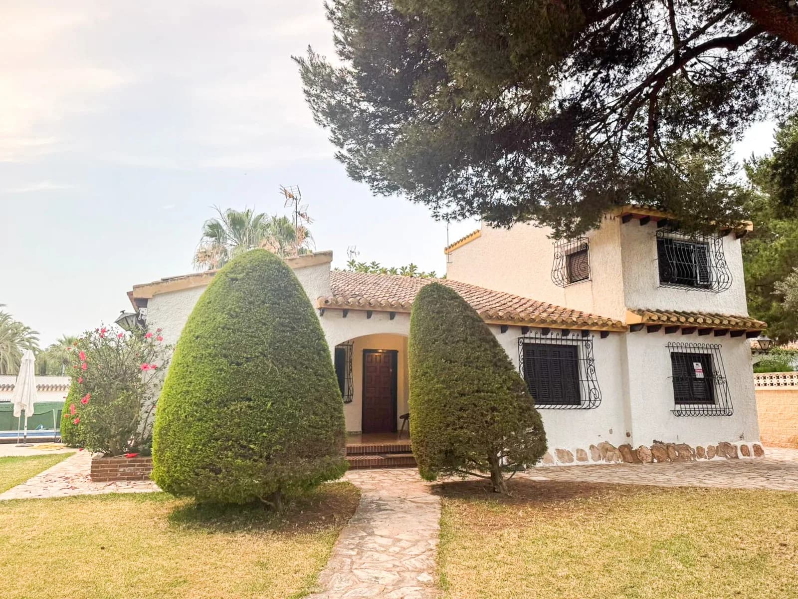 Semi-detached Villa In Orihuela Costa - Image 3