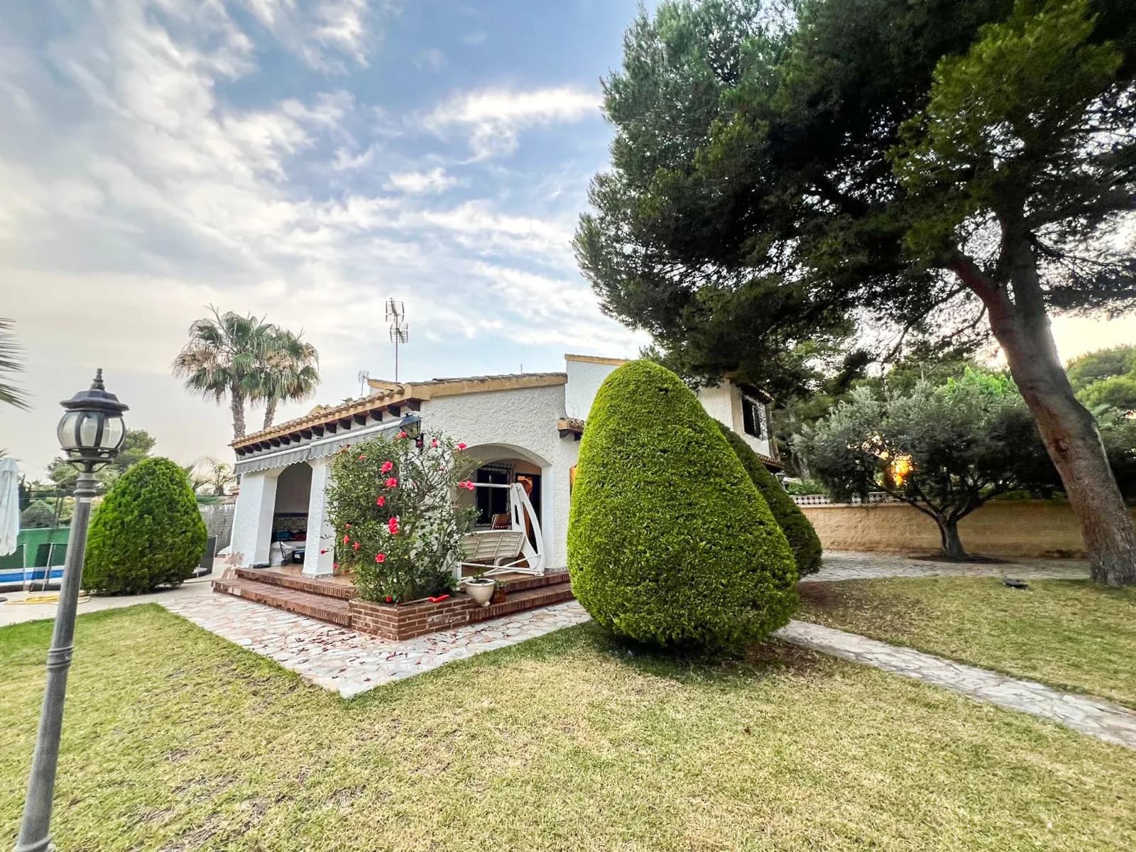 Semi-detached Villa In Orihuela Costa - Image 6