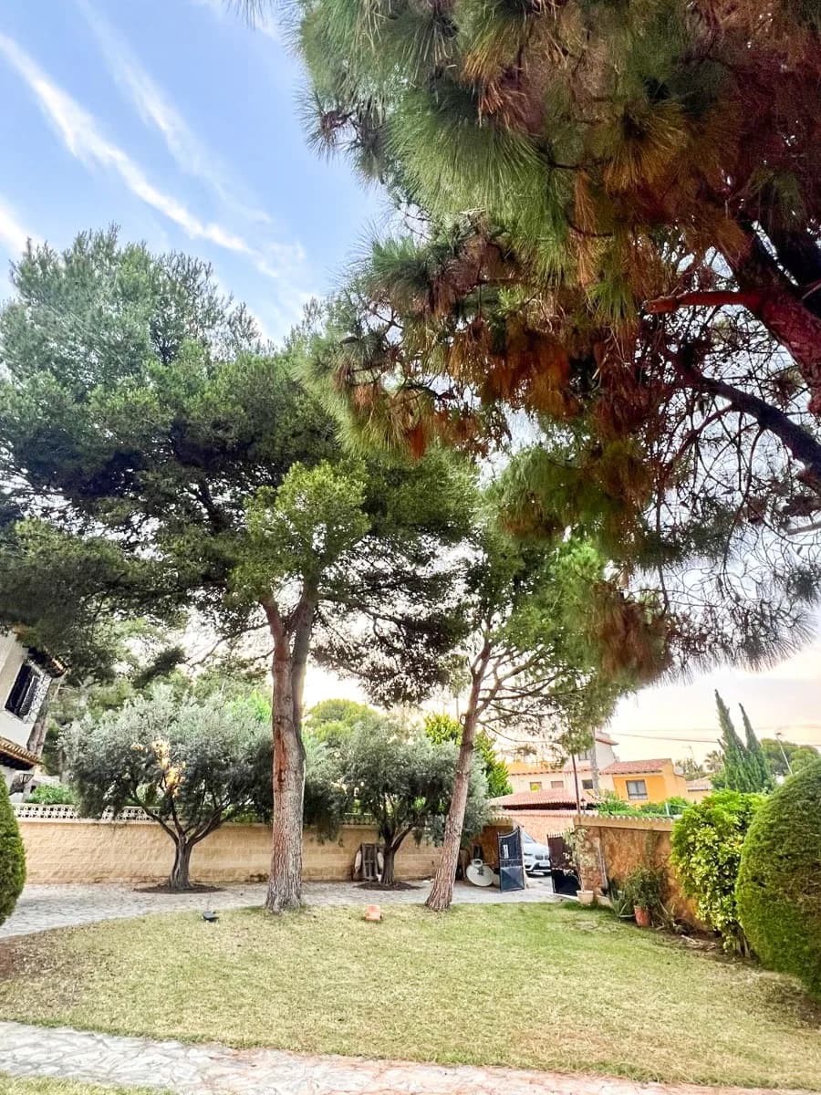 Semi-detached Villa In Orihuela Costa - Image 8