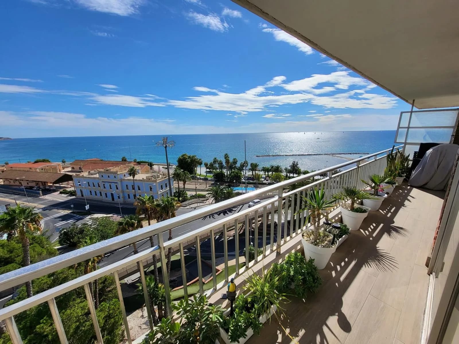 Villa de 2 dormitorios en venta en Alicante - Image 8