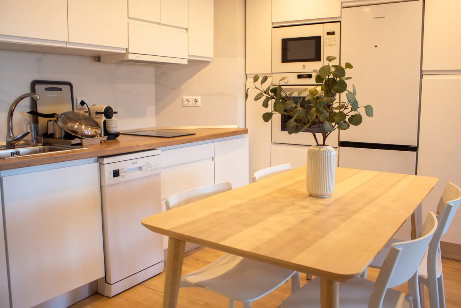 Apartment de 2 dormitorios en venta en Torrevieja, Alicante - Image 9
