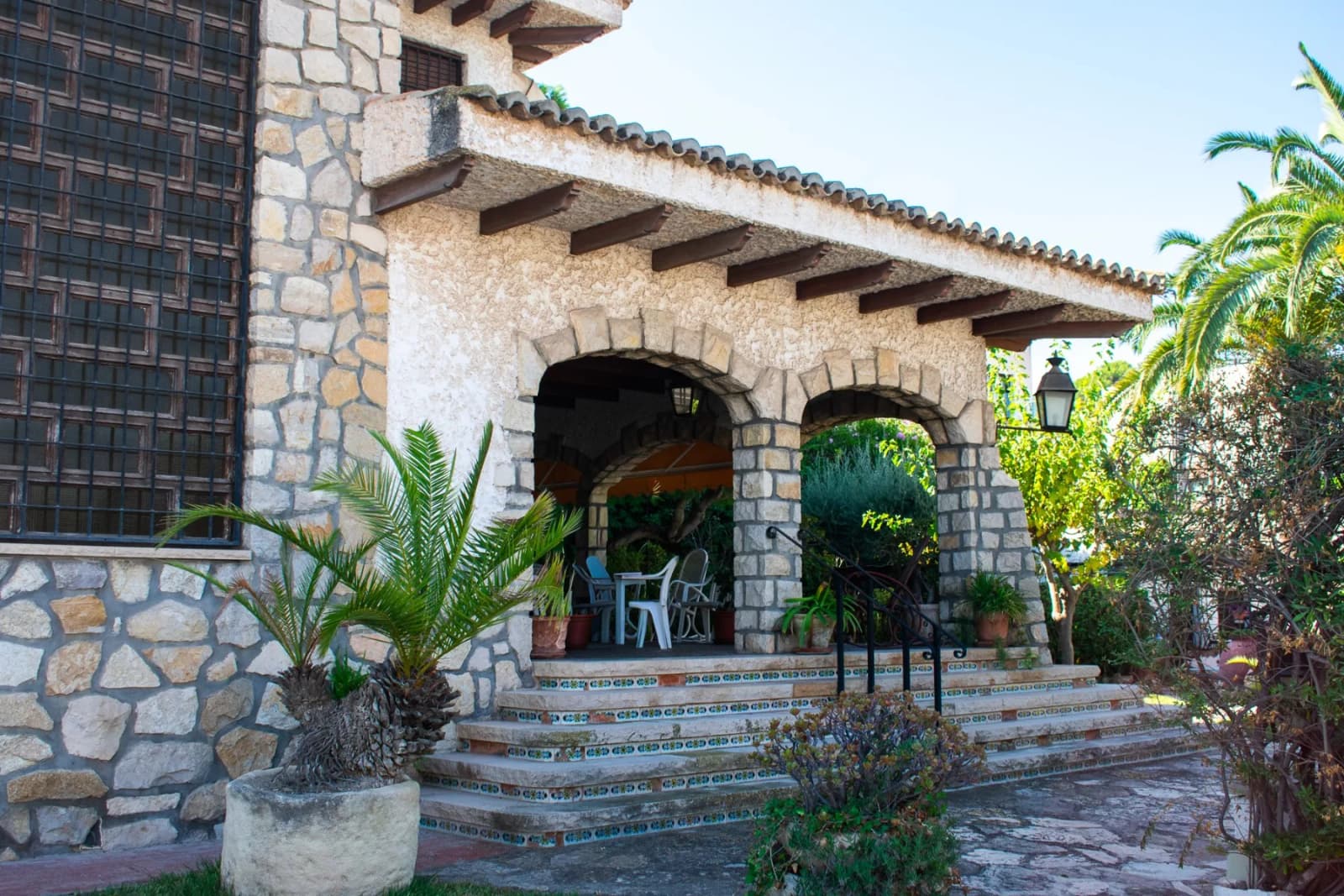 Independent Villa In Alicante - Image 4