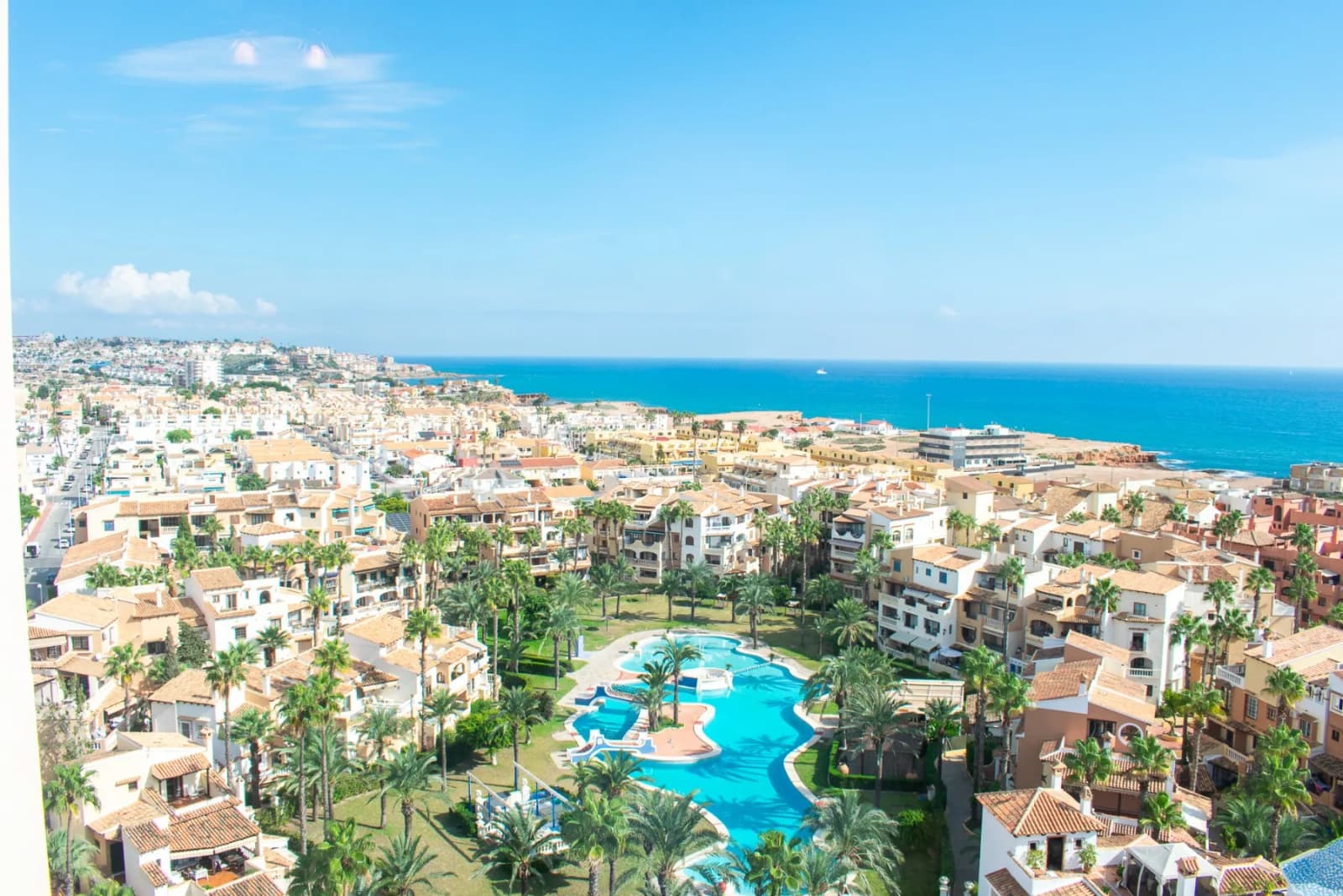 Apartment de 3 dormitorios en venta en Torrevieja, Alicante