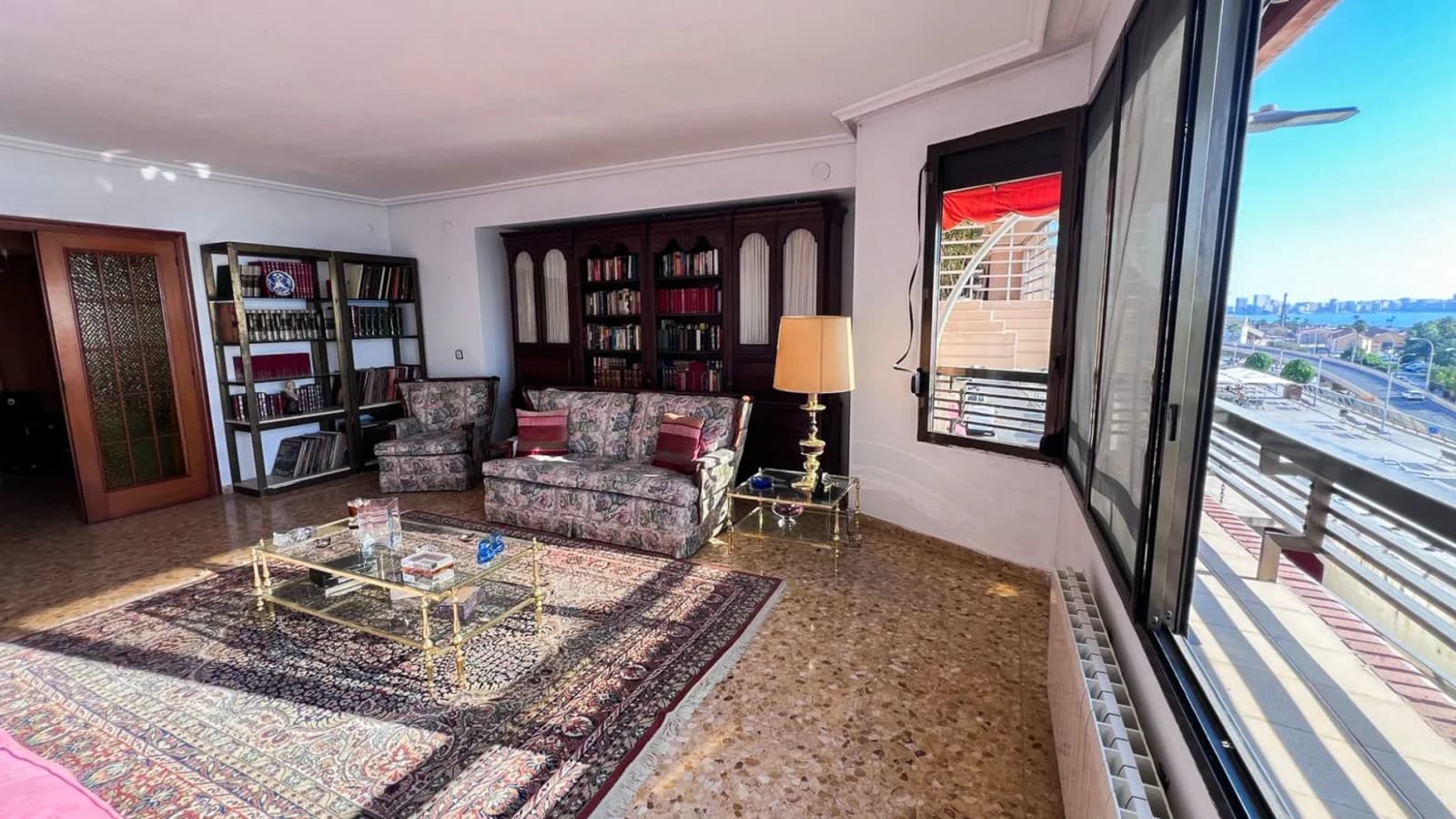 Apartment de 2 dormitorios en venta en Alicante - Image 5