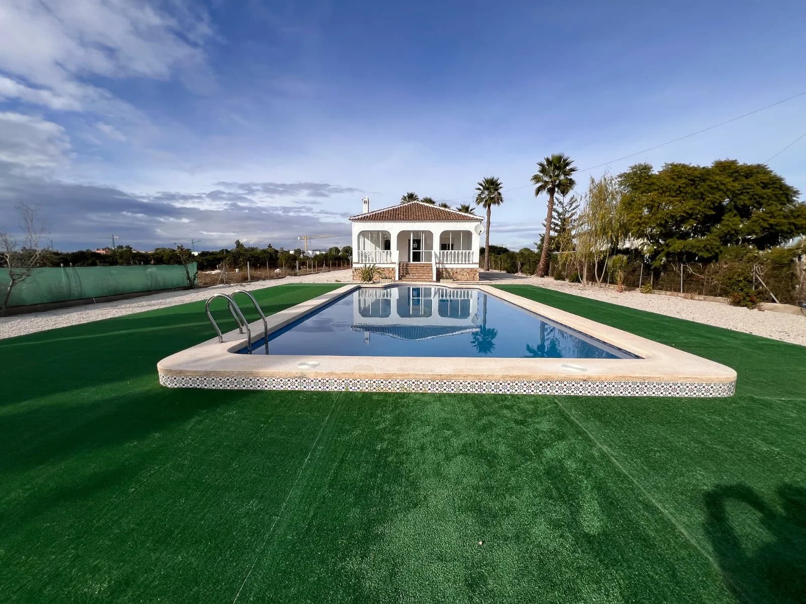 Independent Villa In Dolores - Image 2