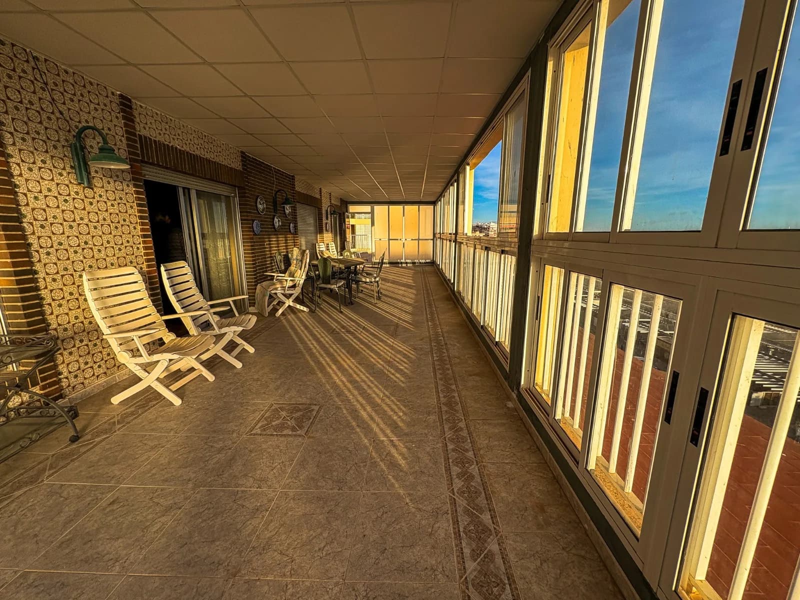 Apartment de 3 dormitorios en venta en Santa Pola, Alicante - Image 6