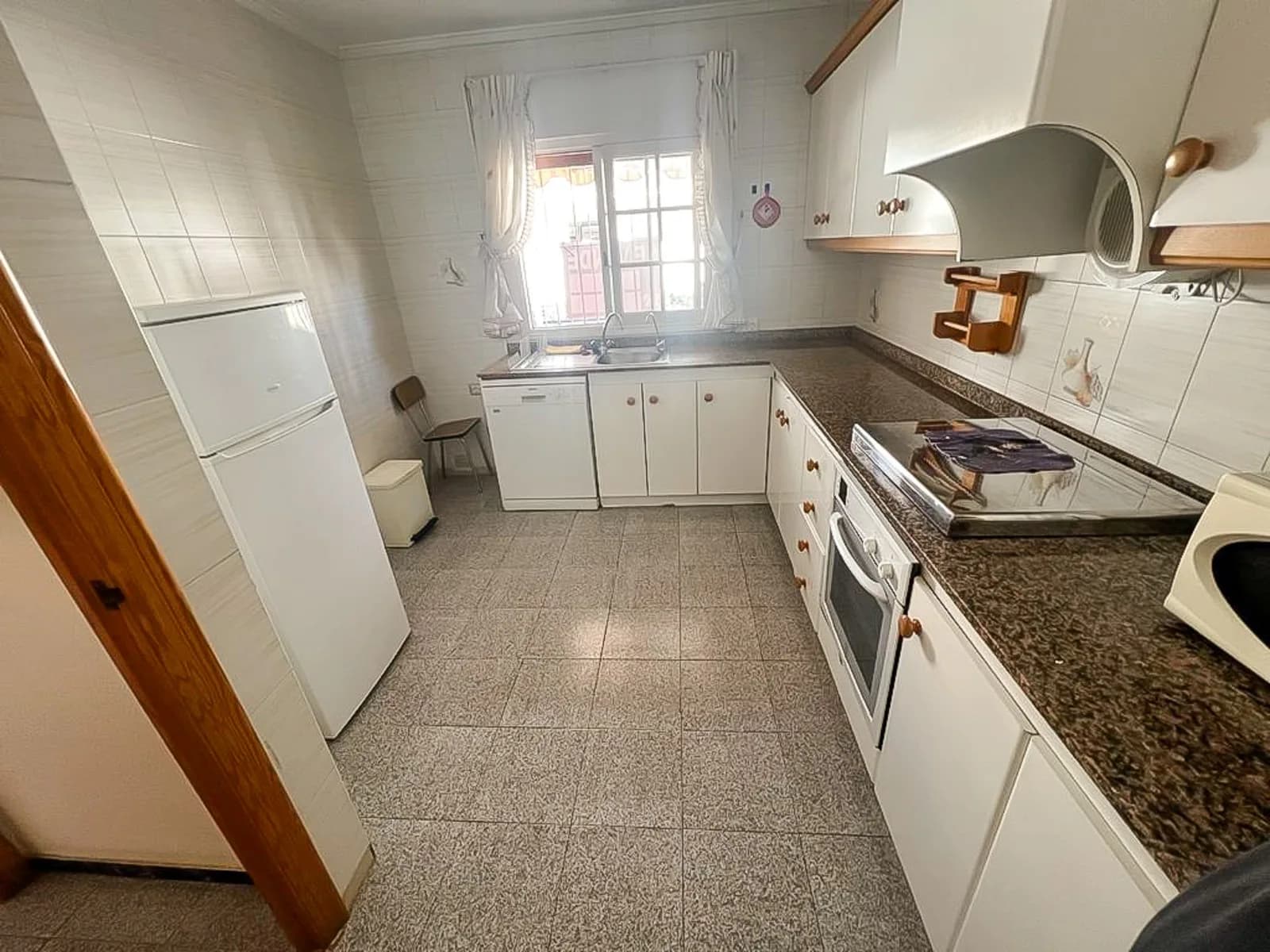 Townhouse de 4 dormitorios en venta en Santa Pola, Alicante - Image 8