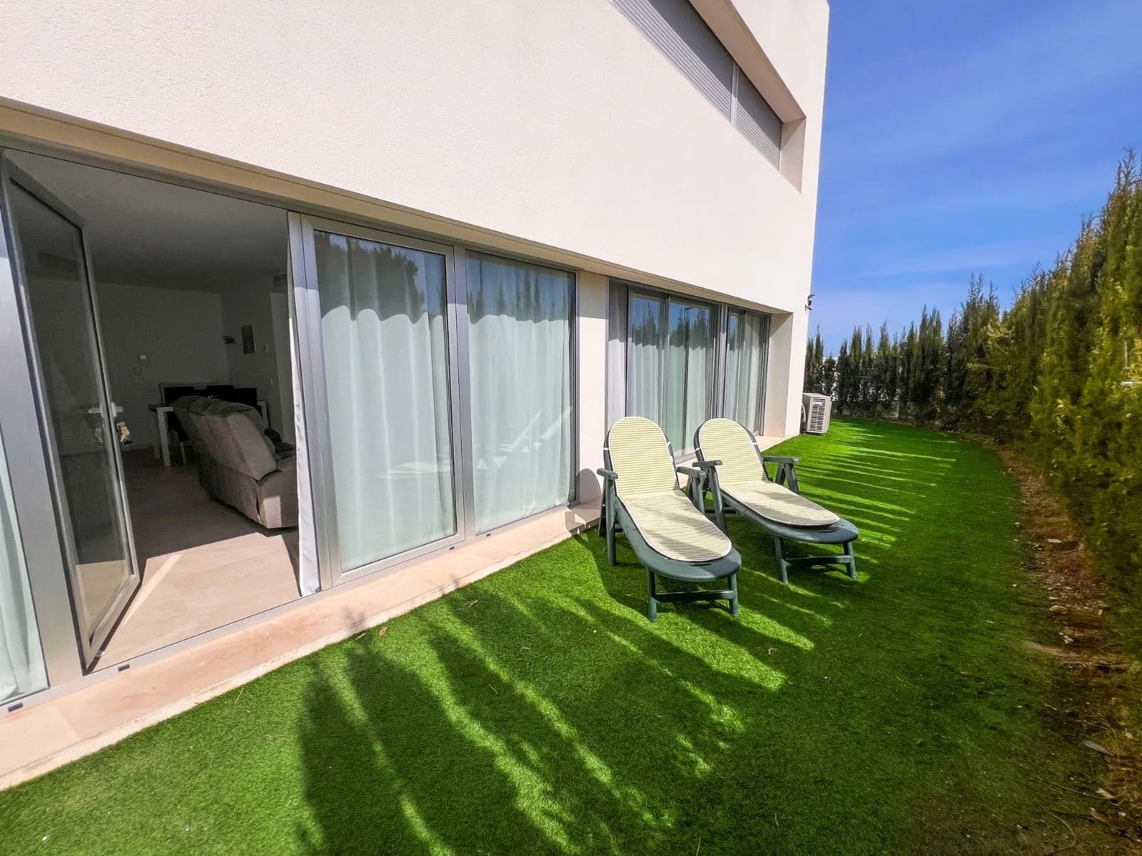 Apartment de 2 dormitorios en venta en Torrevieja, Alicante