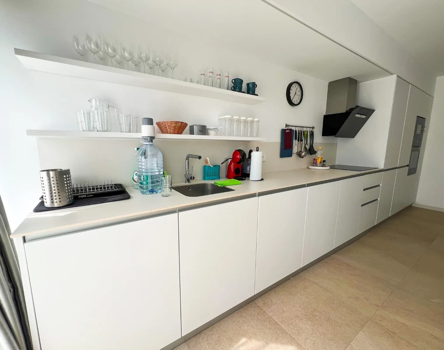 Apartment de 2 dormitorios en venta en Torrevieja, Alicante - Image 9