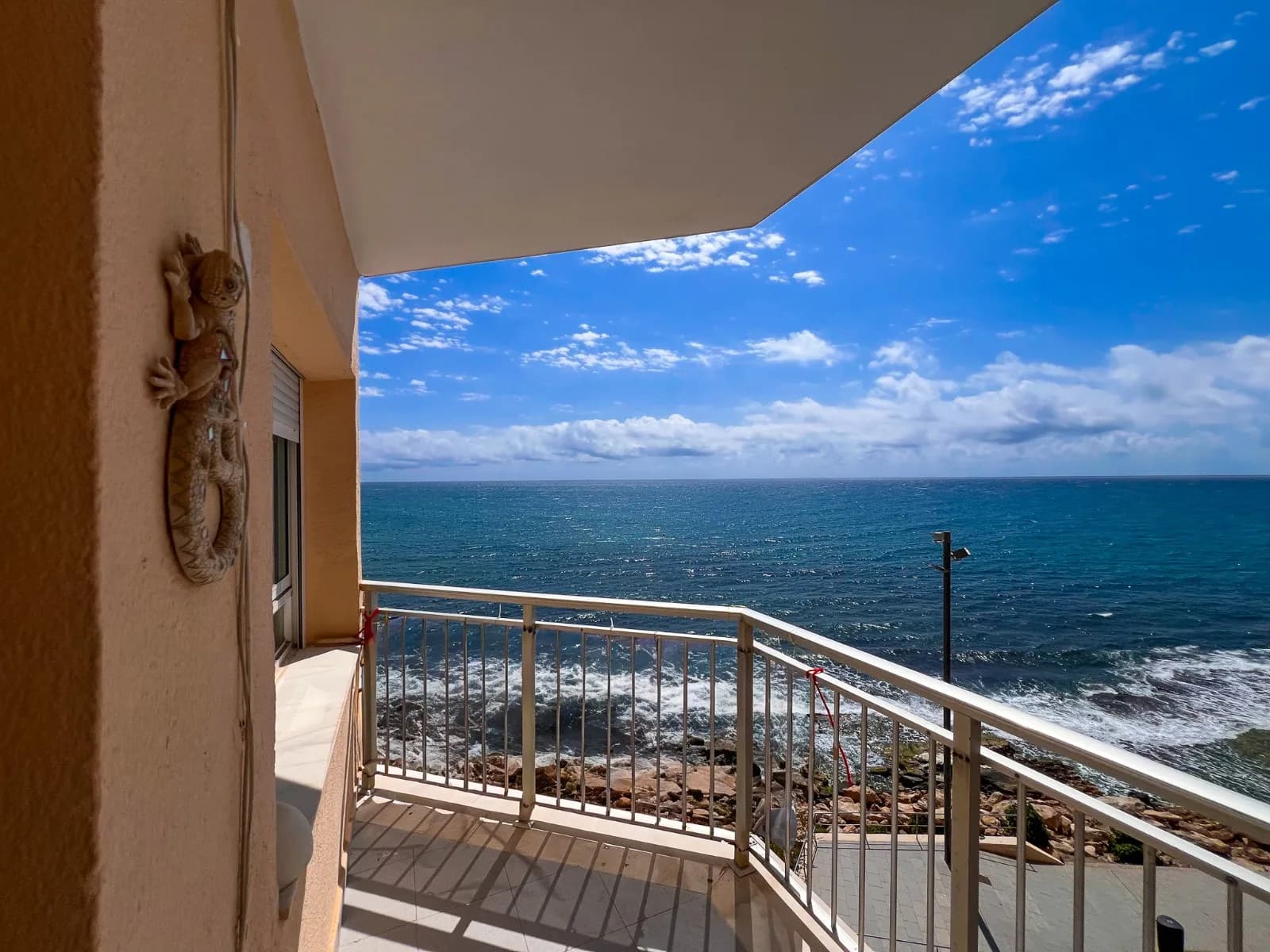 Apartment de 4 dormitorios en venta en Torrevieja, - - Image 2