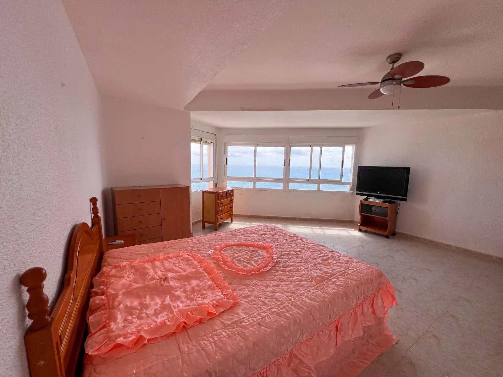 Apartment de 4 dormitorios en venta en Torrevieja, - - Image 7