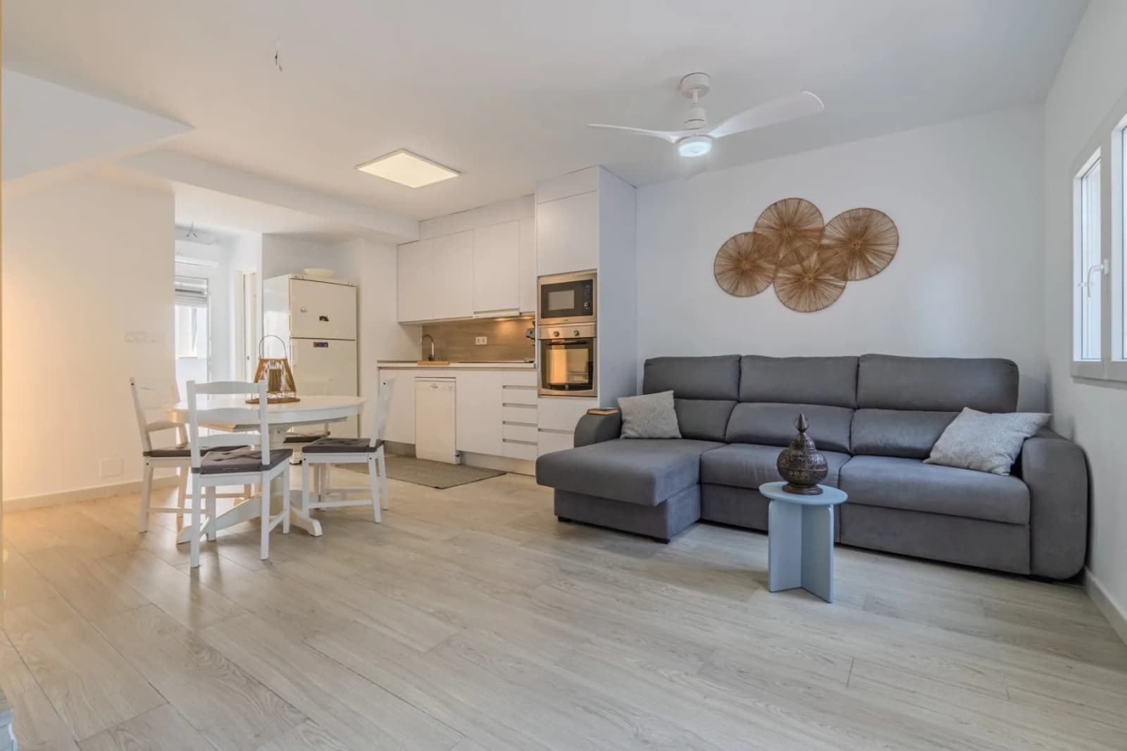 Townhouse de 3 dormitorios en venta en Los Alcazares, Murcia - Image 3