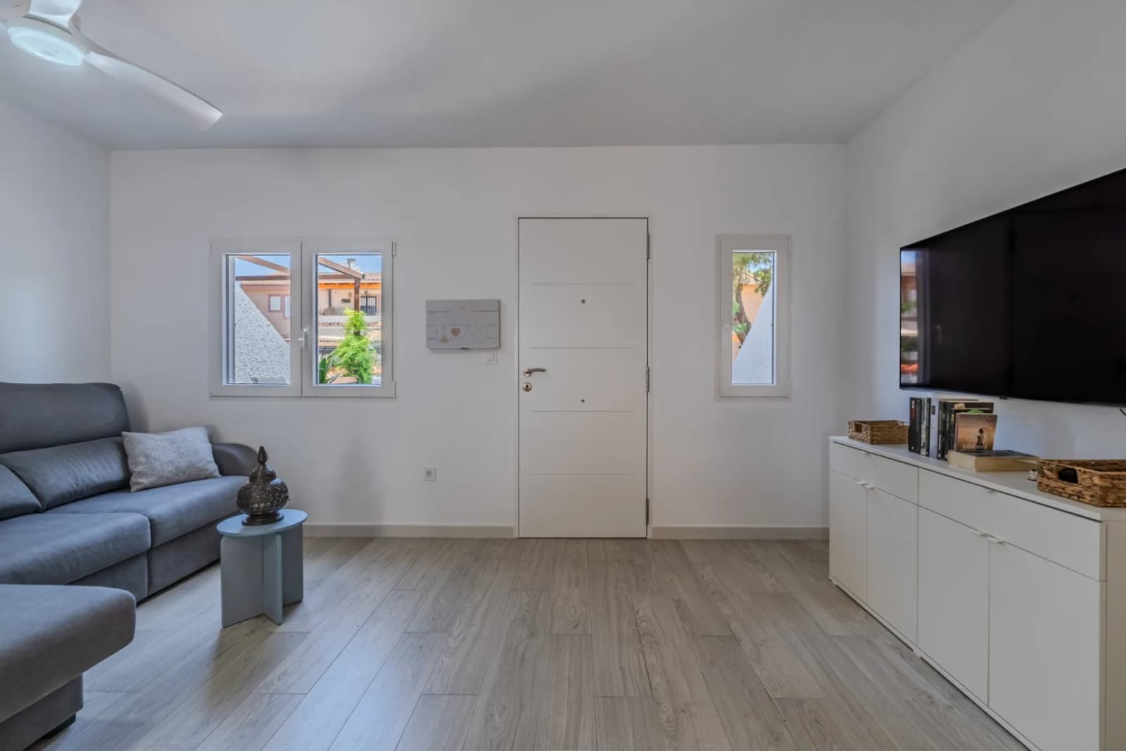 Townhouse de 3 dormitorios en venta en Los Alcazares, Murcia - Image 7