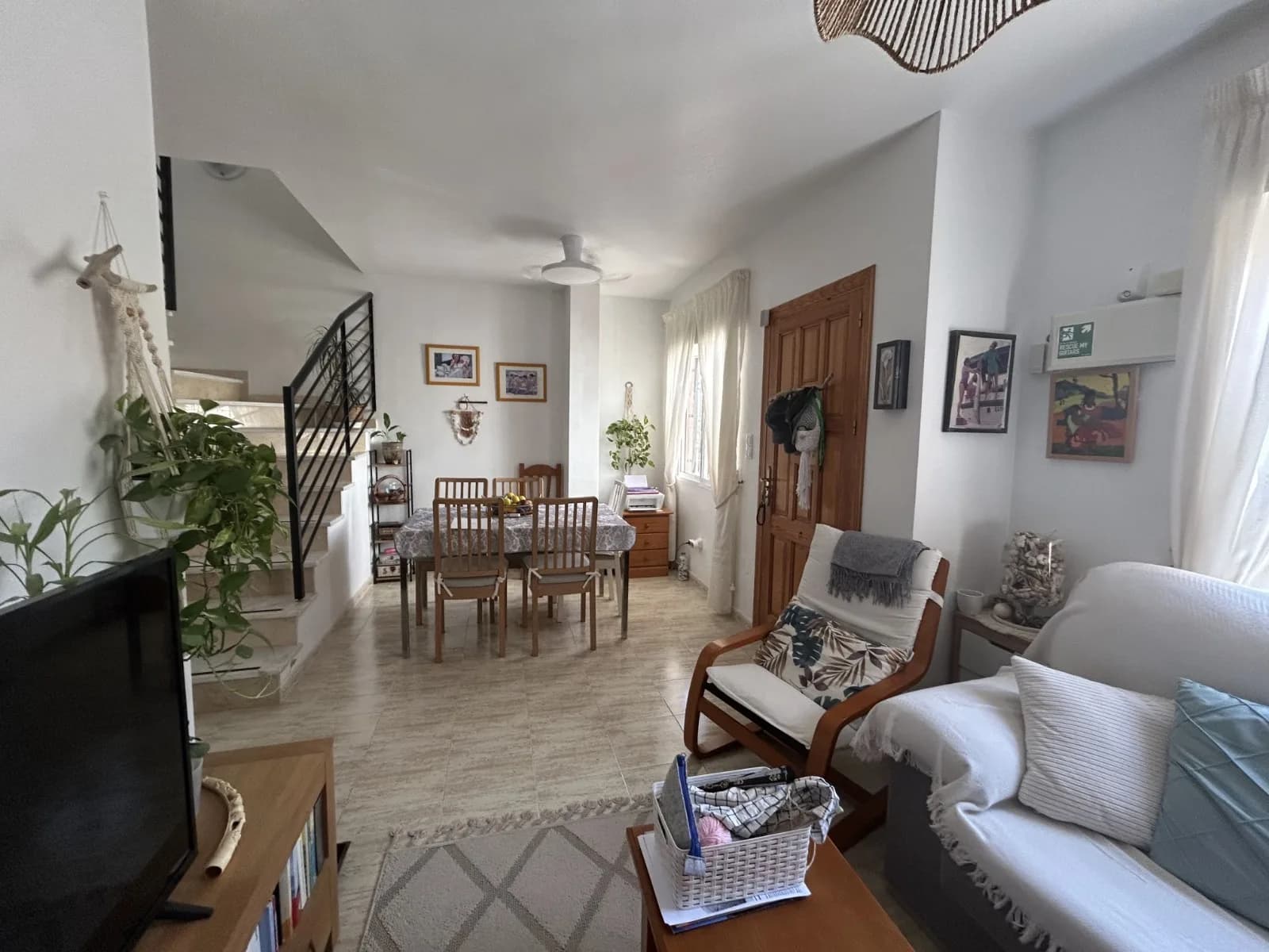 Apartment de 3 dormitorios en venta en Orihuela Costa, Alicante - Image 2