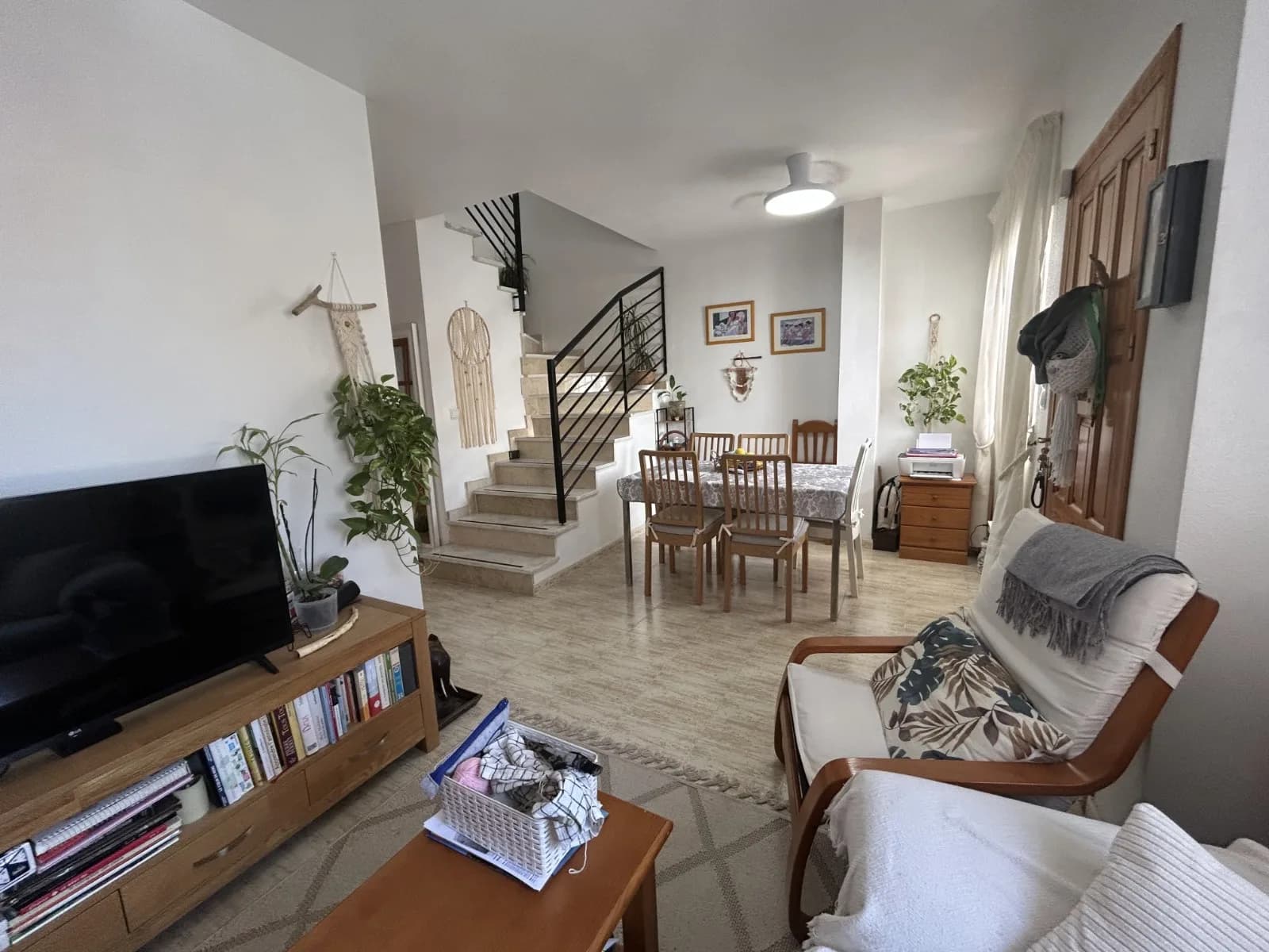 Apartment de 3 dormitorios en venta en Orihuela Costa, Alicante - Image 3