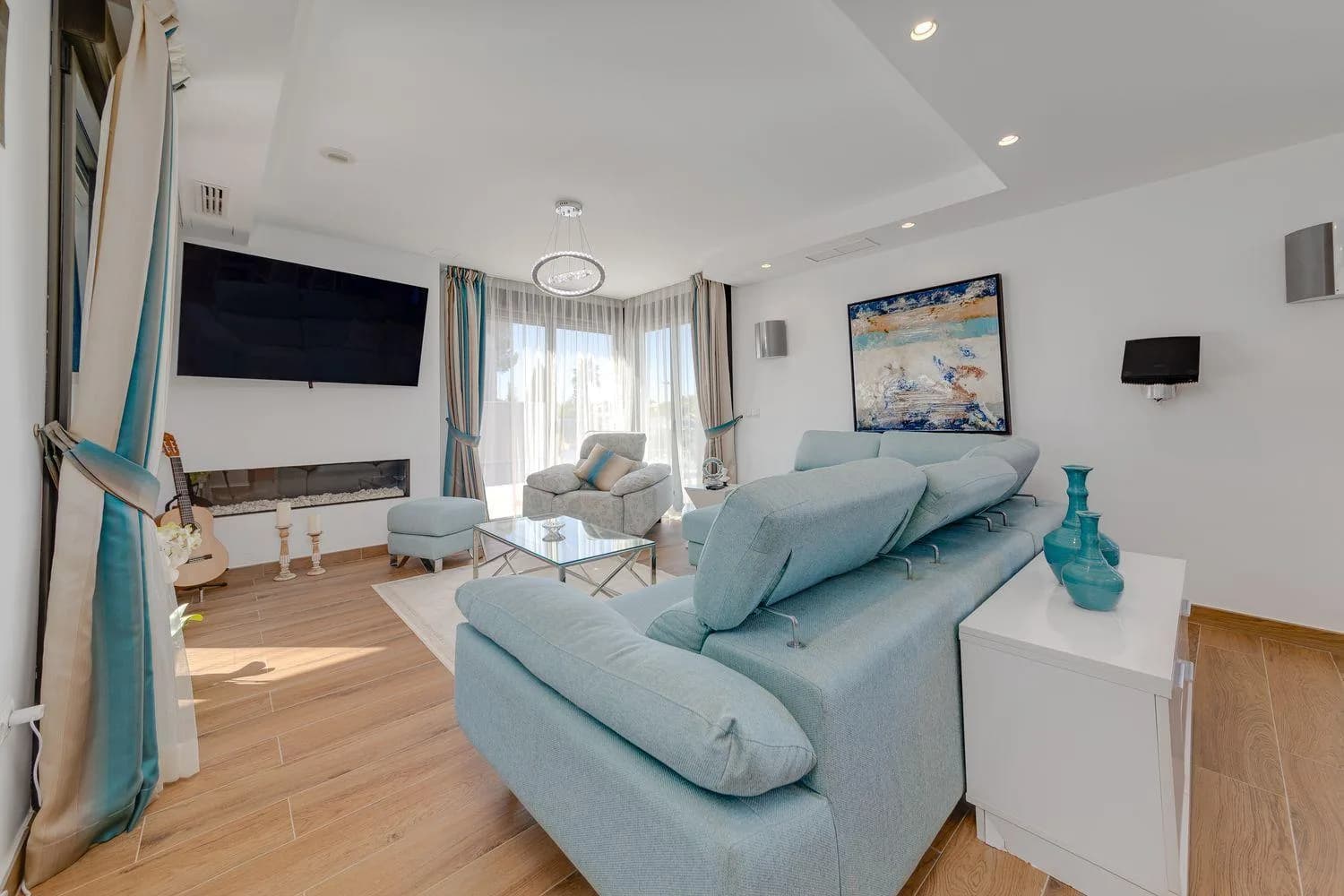 Villa In Torrevieja - Image 7