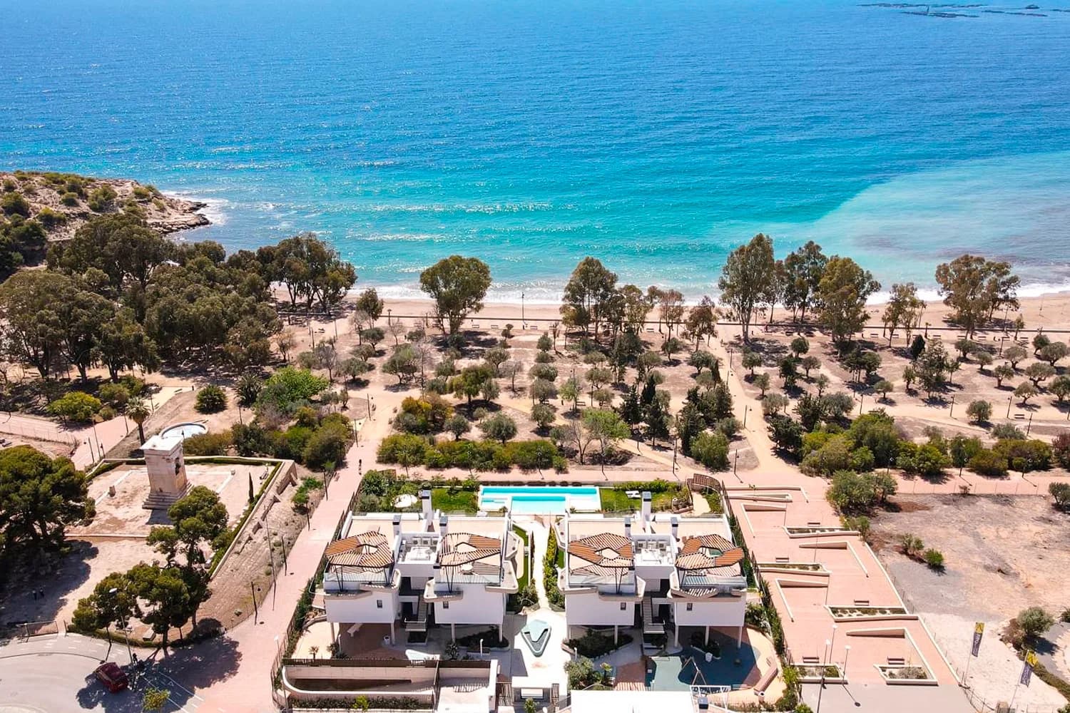 Apartment de 3 dormitorios en venta en Villajoyosa, Alicante - Image 2