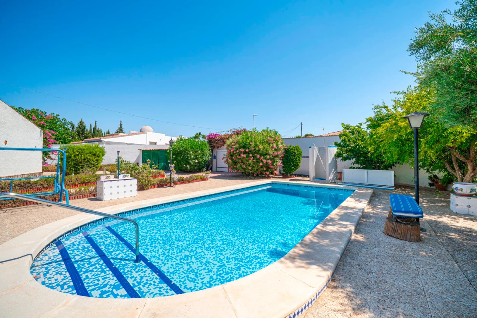 Villa de 4 dormitorios en venta en Ciudad Quesada - Rojales, Alicante - Image 3