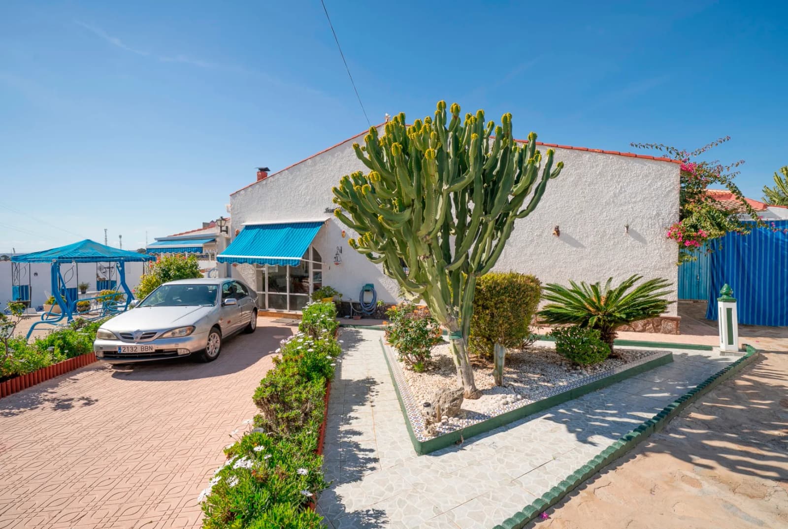 Villa de 4 dormitorios en venta en Ciudad Quesada - Rojales, Alicante - Image 7