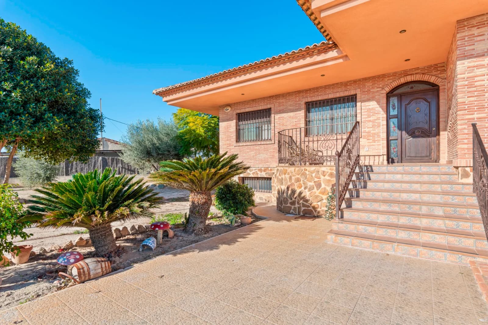 Country Estate In Beniel - Image 4