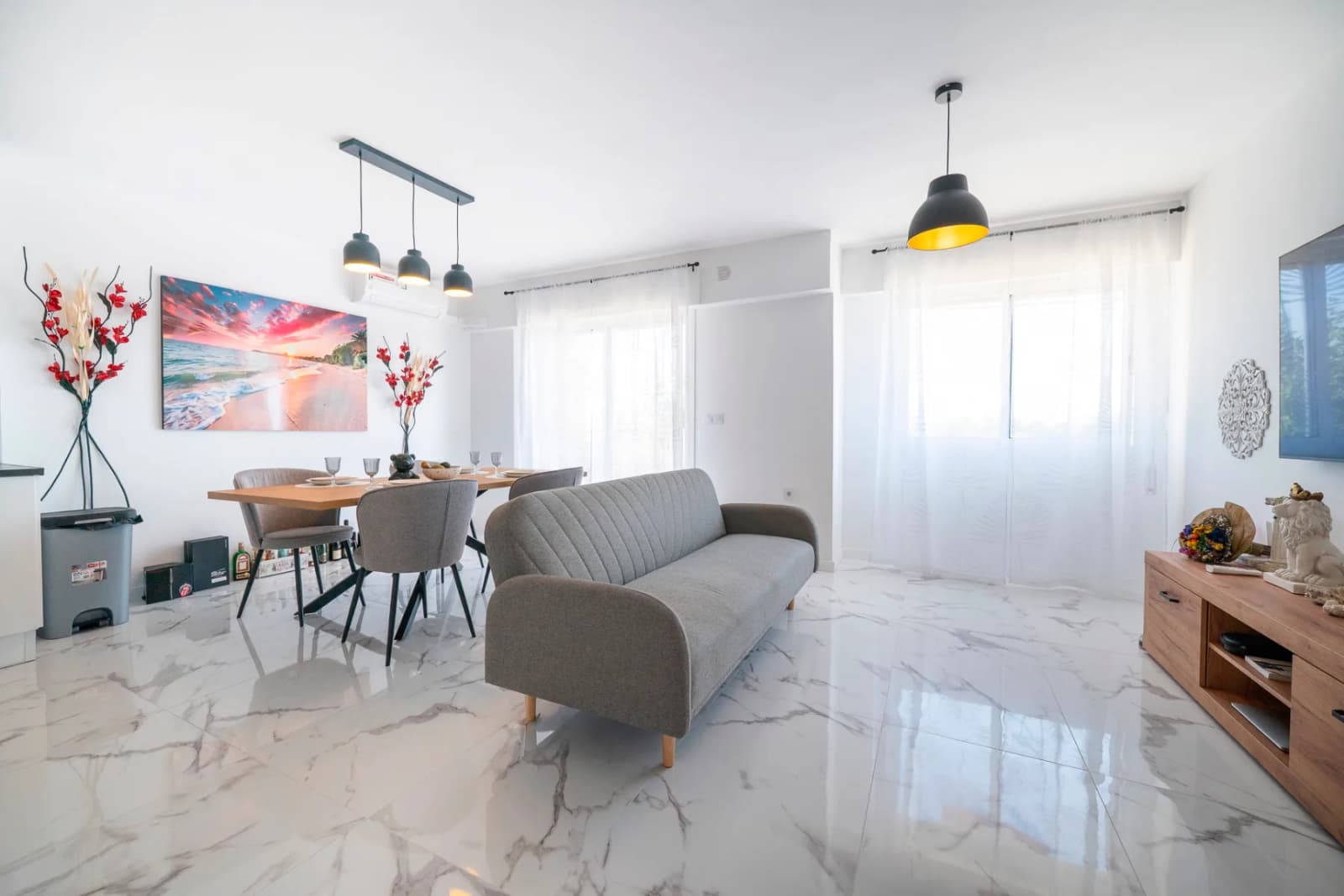 Apartment de 2 dormitorios en venta en Punta Prima, Alicante - Image 3