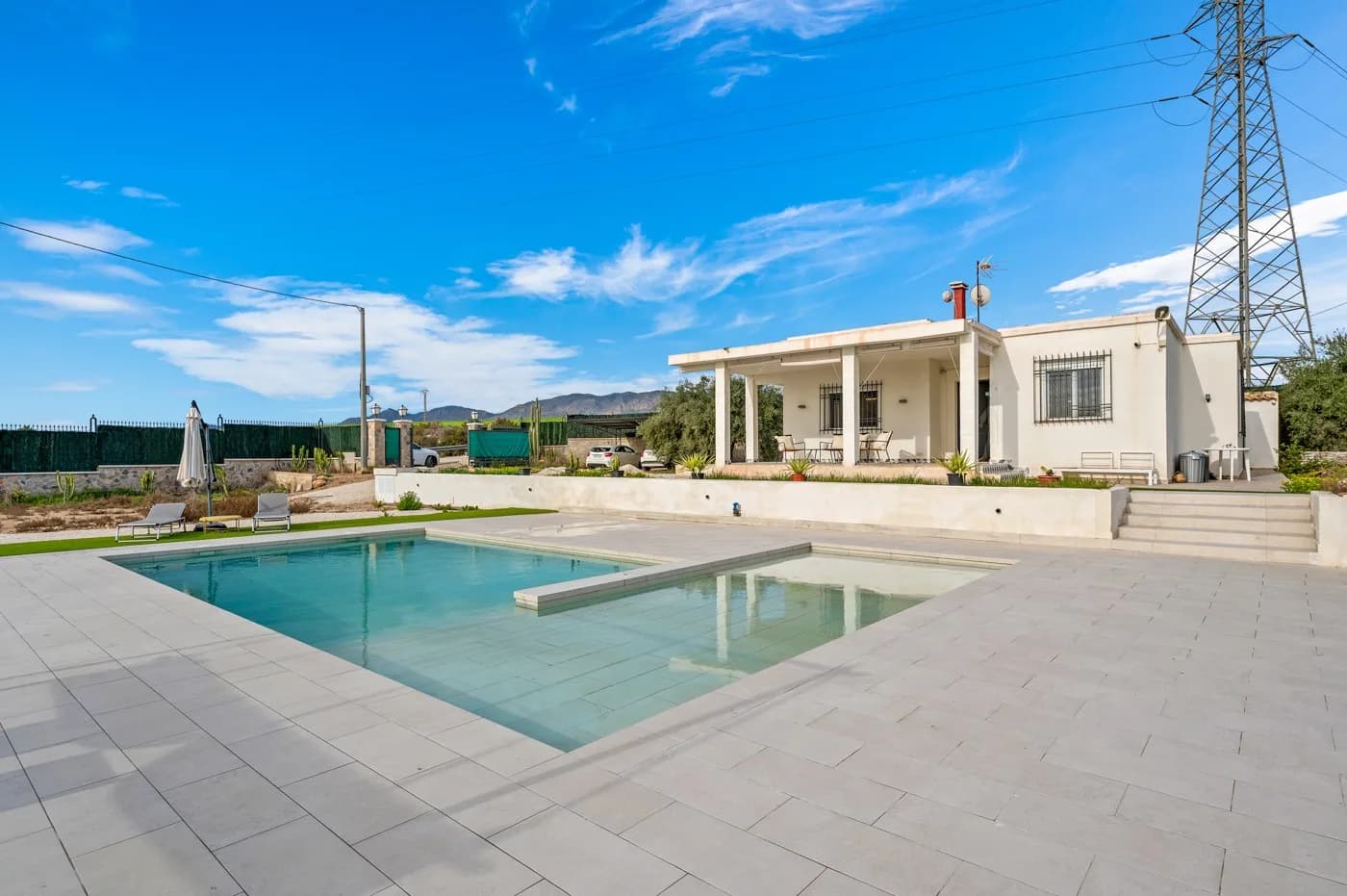 Villa de 3 dormitorios en venta en Elche/Elx, Alicante - Image 3