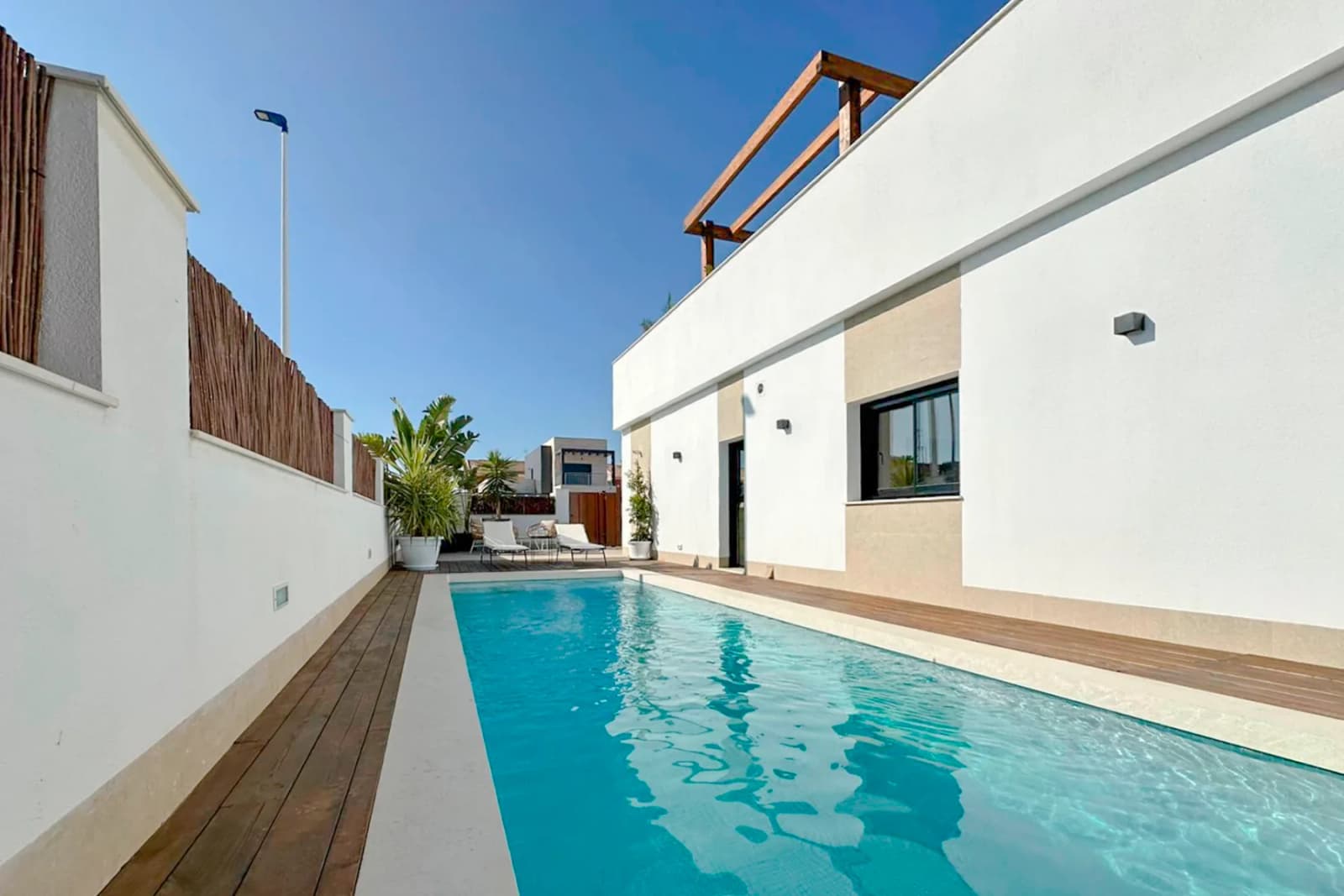 Semidetached In Santiago De La Ribera - Image 7