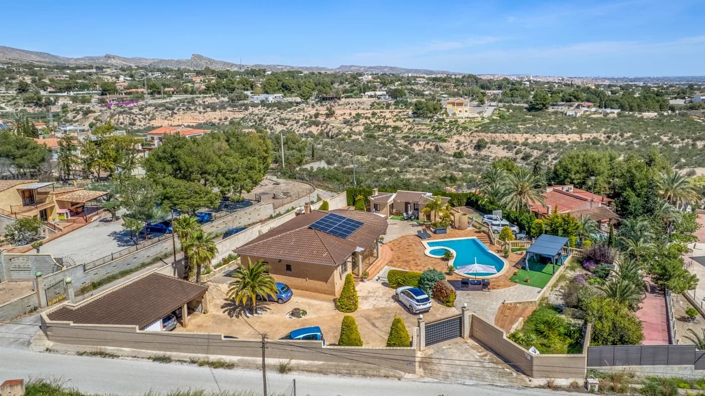 Country Estate In Crevillente - Image 2
