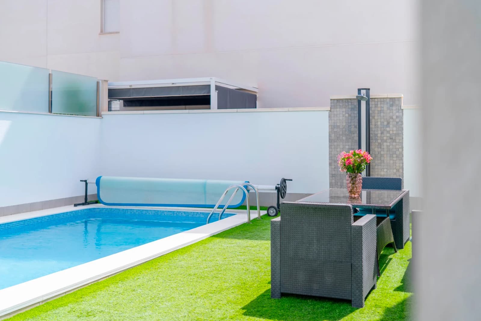 Villa de 5 dormitorios en venta en Torrevieja, Alicante - Image 9