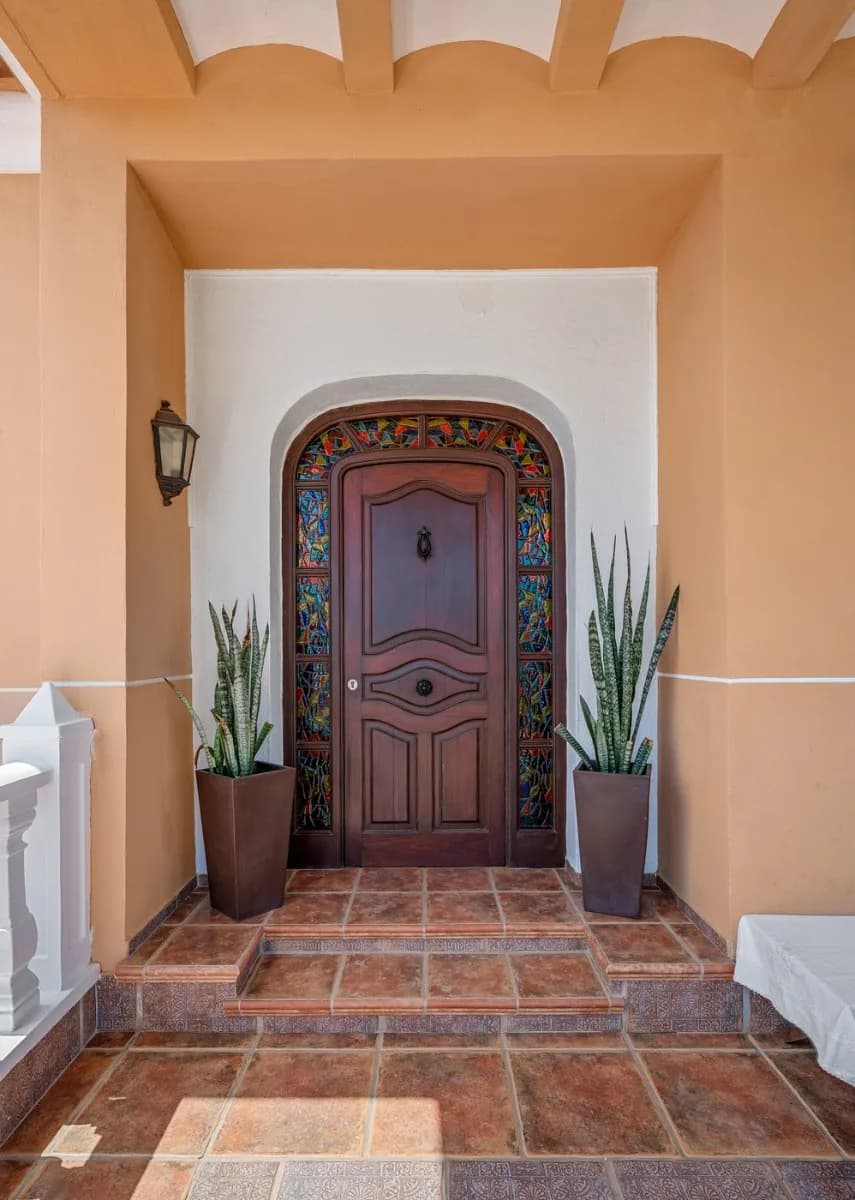 Villa de 6 dormitorios en venta en Torrevieja, Alicante - Image 3