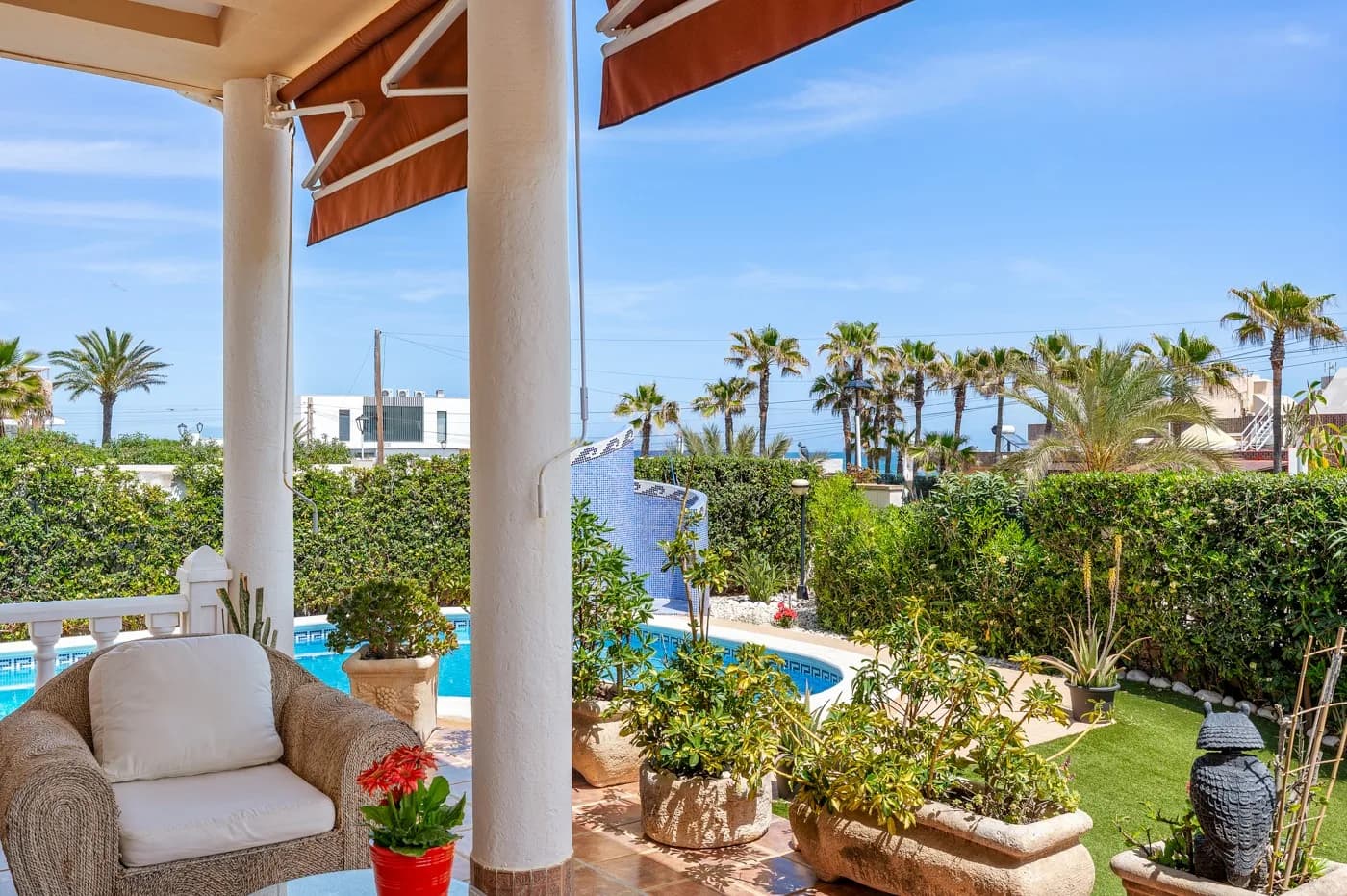 Villa de 6 dormitorios en venta en Torrevieja, Alicante - Image 5
