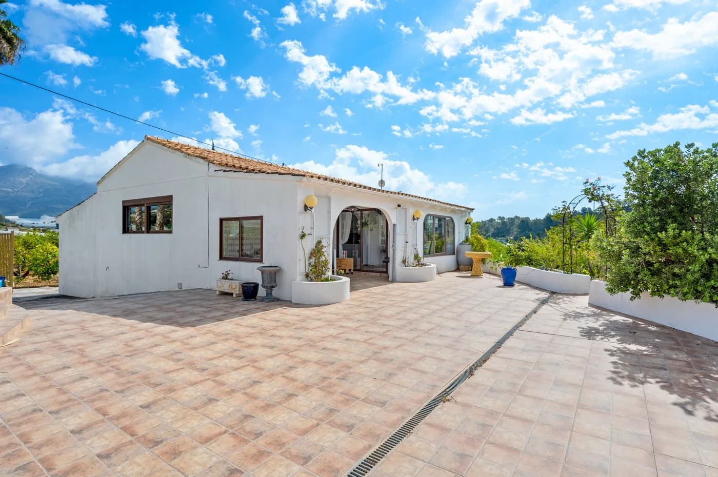 Country Estate In La Nucia - Image 5