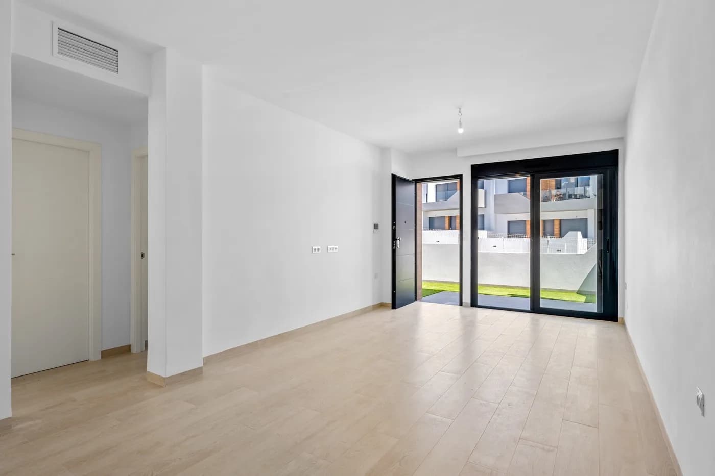 Apartment de 2 dormitorios en venta en San Miguel, Alicante - Image 6
